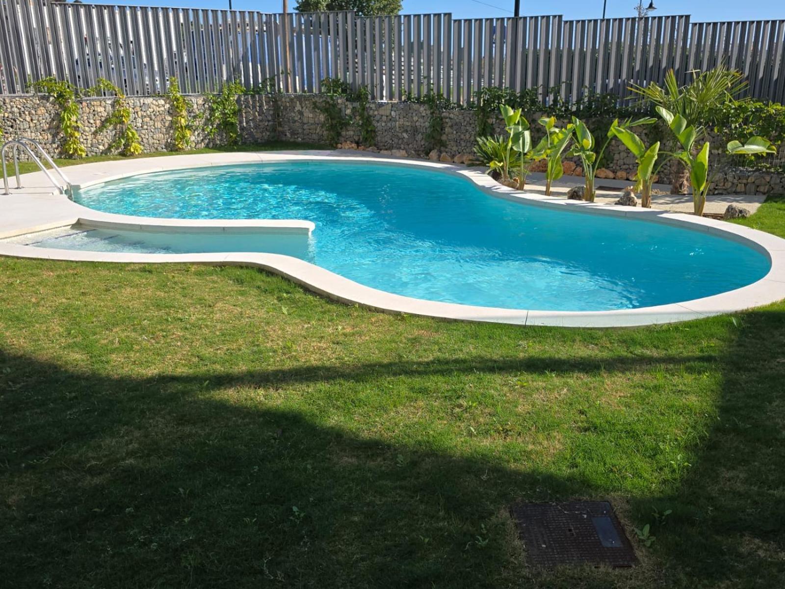 2 Con Piscina Y A Solo 10 Minutos De La Playa 1b Apartment *