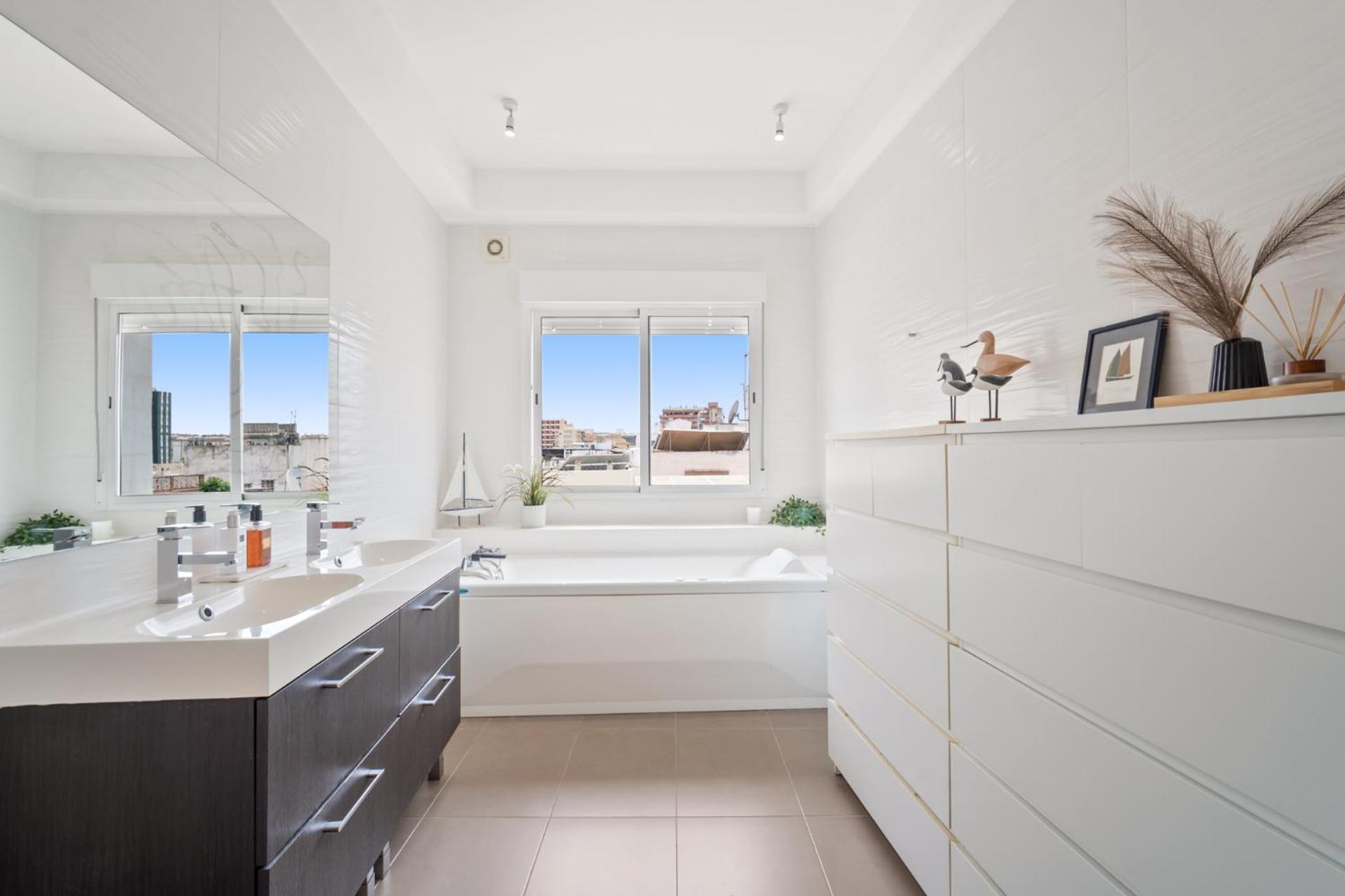 Penthouse Close To In Boliches Fuengirola