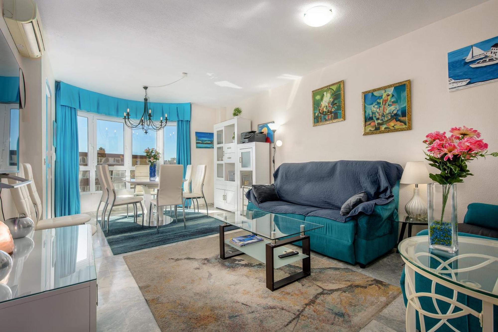 Spacious With Sea Views * Fuengirola