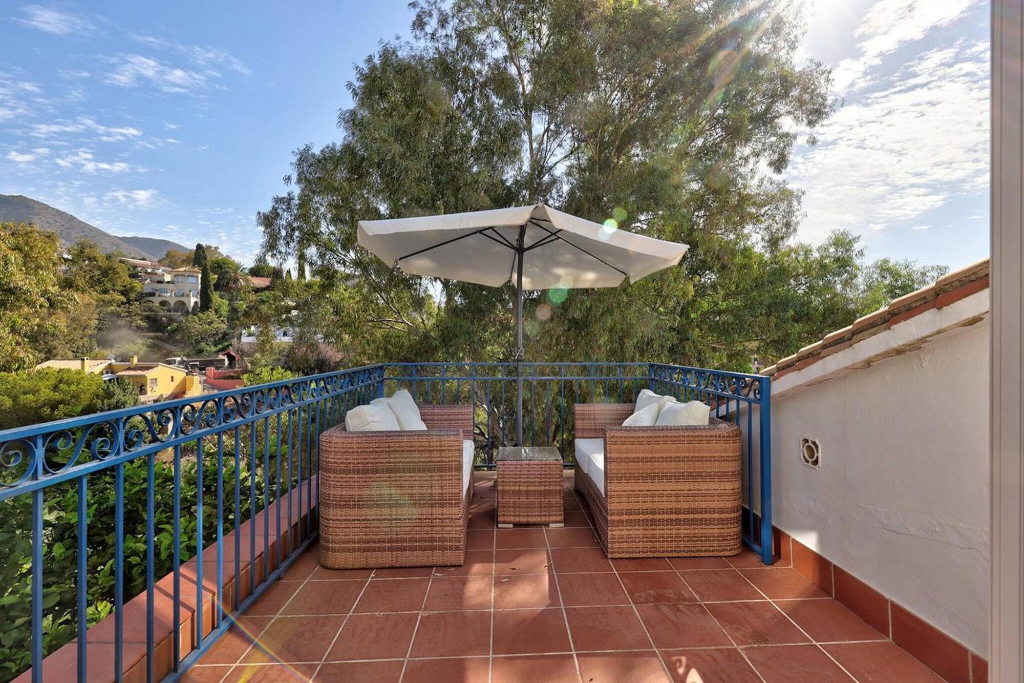 089 Andalusian Style 3 Bed With Office And Private Pool