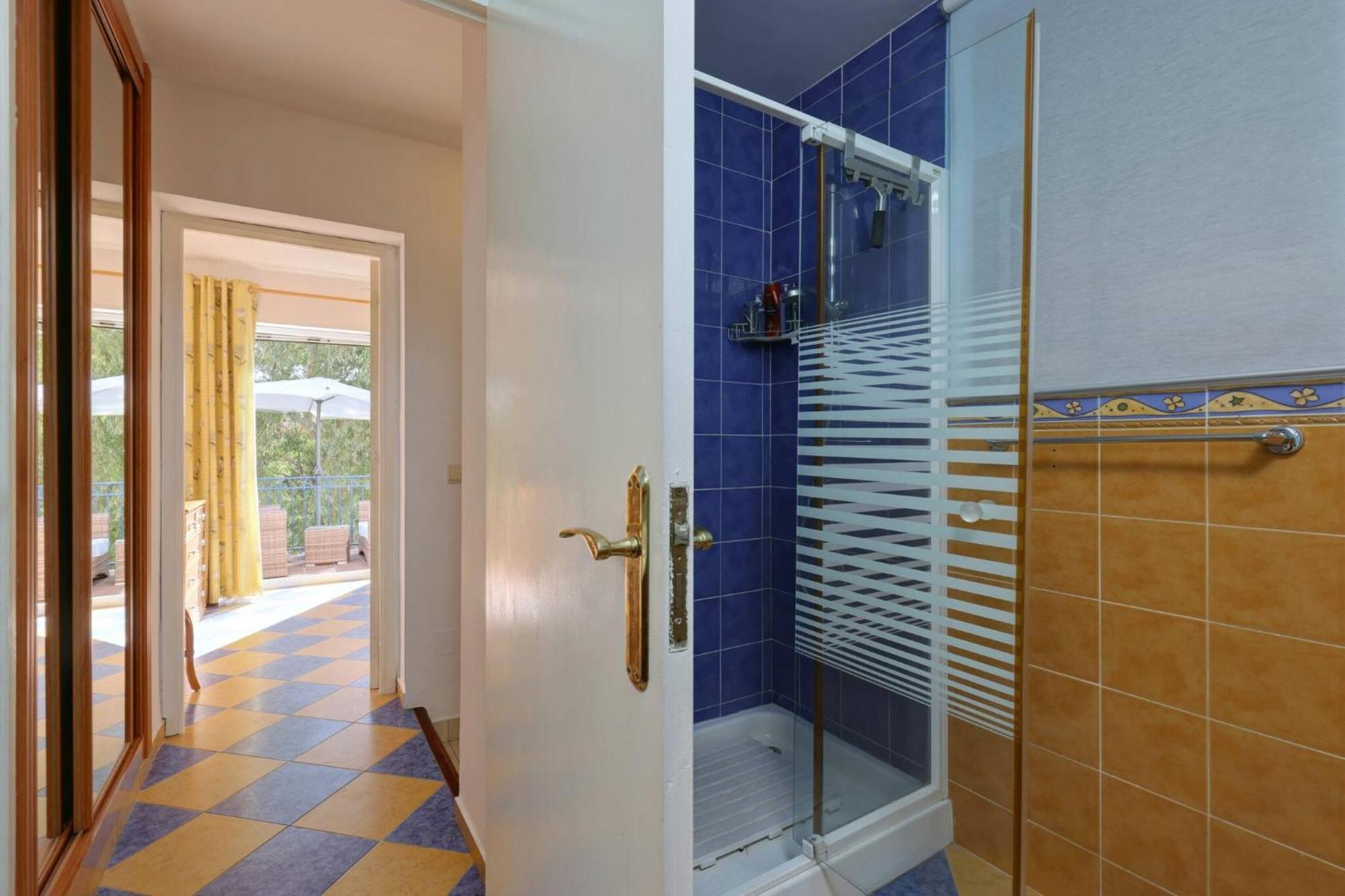 089 Andalusian Style 3 Bed With Office And Private Pool