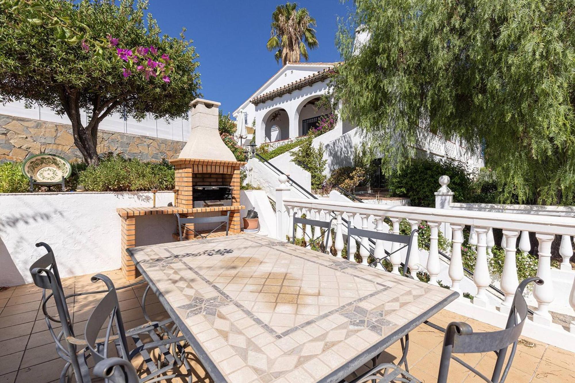 089 Andalusian Style 3 Bed With Office And Private Pool Fuengirola