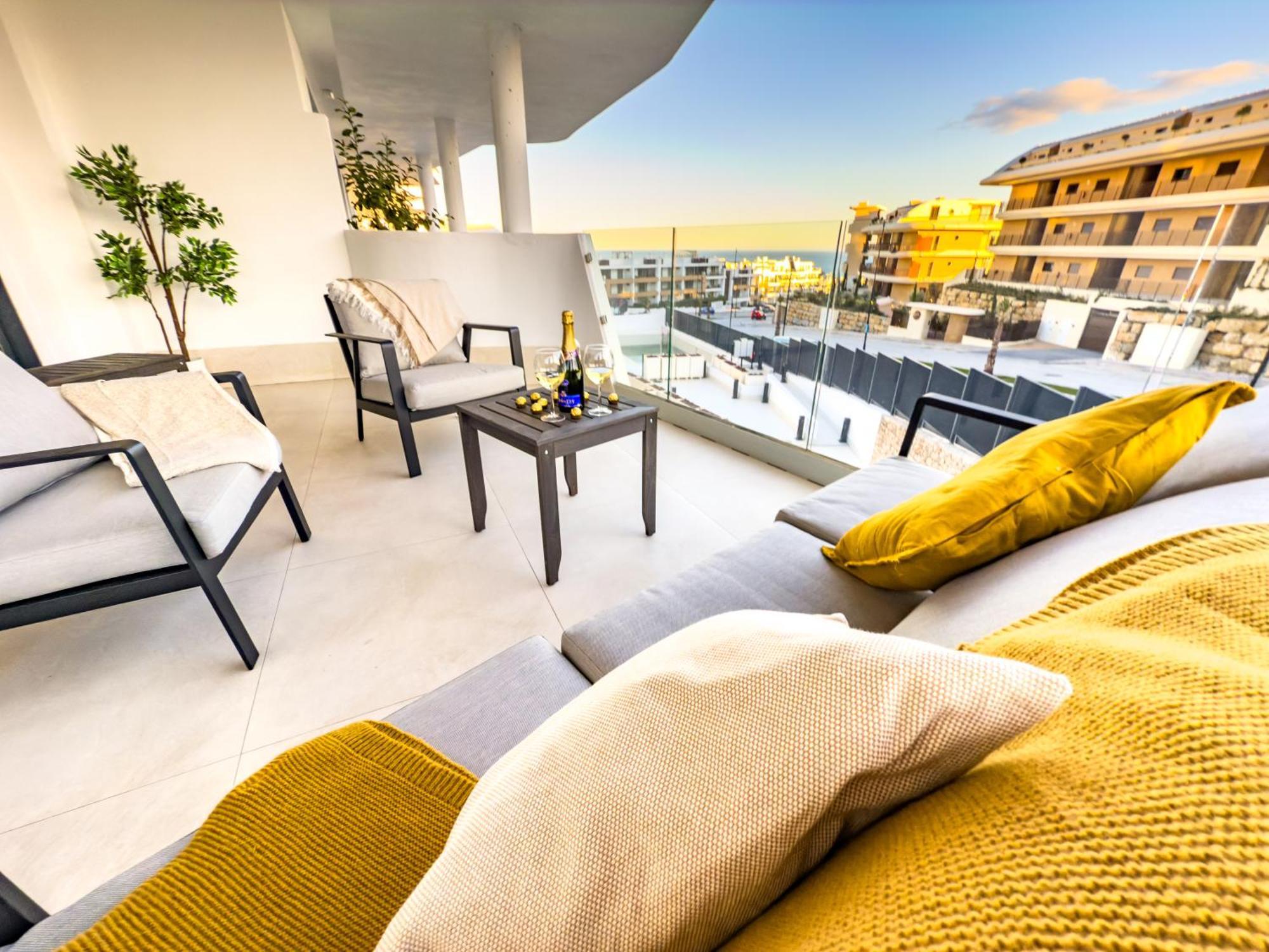 Apartment Sea View-higueron Beauty Fuengirola