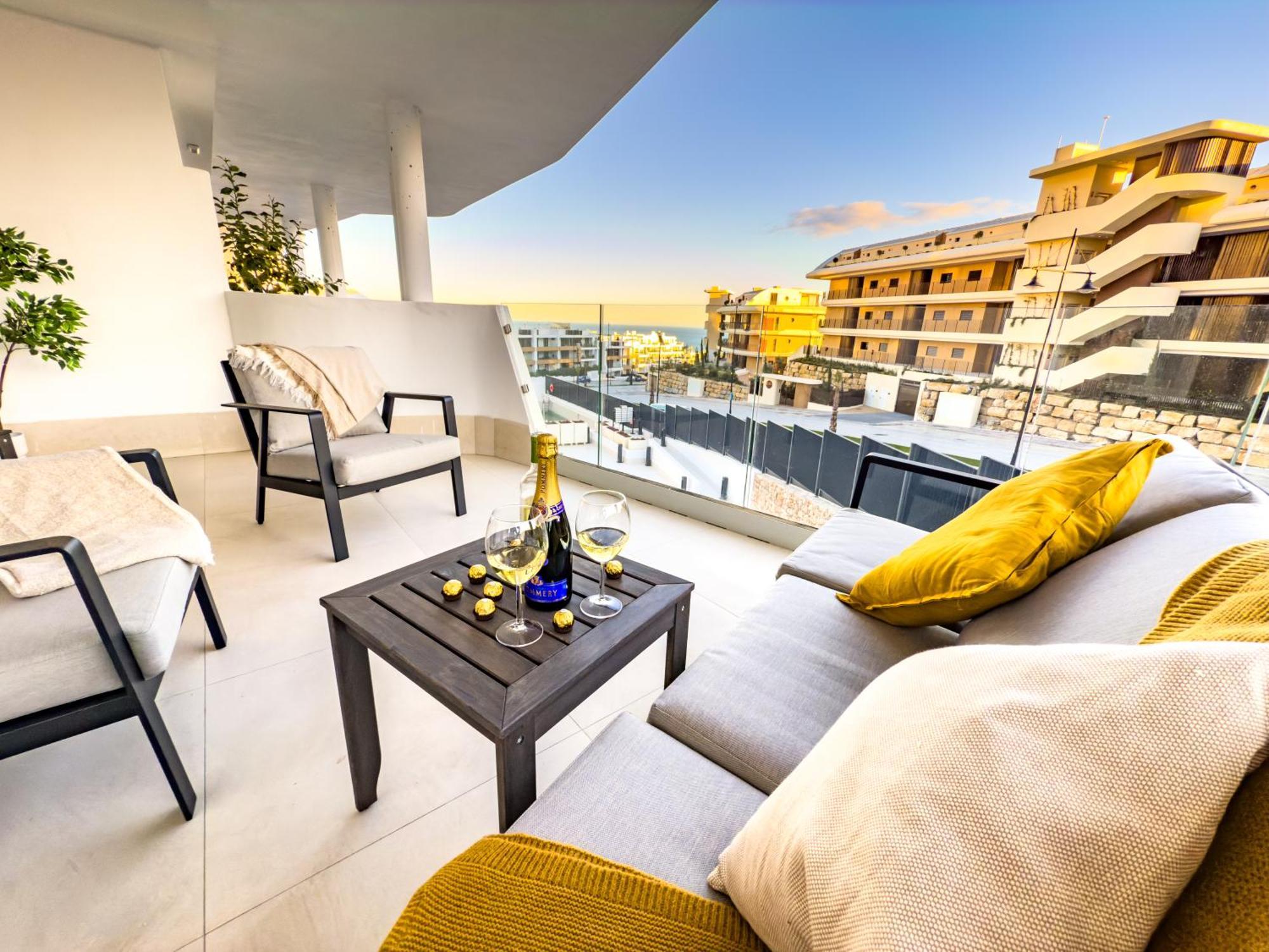 Apartment Sea View-higueron Beauty Fuengirola