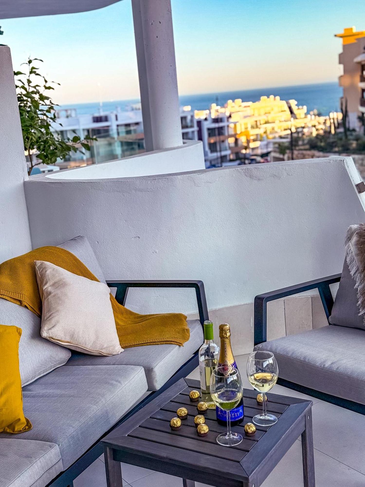 Sea View-higueron Beauty Fuengirola