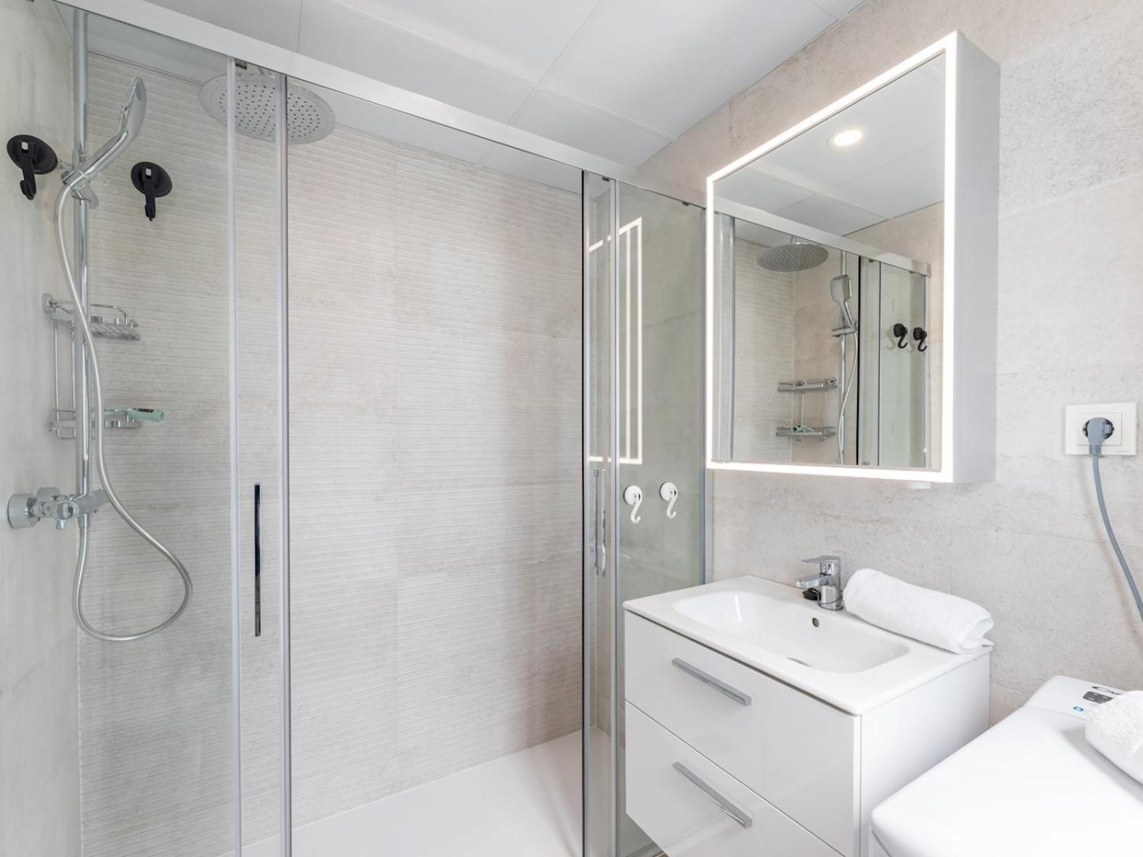 Pass The Keys Entire Luxurious 3 Bedroom Penthouse * Fuengirola
