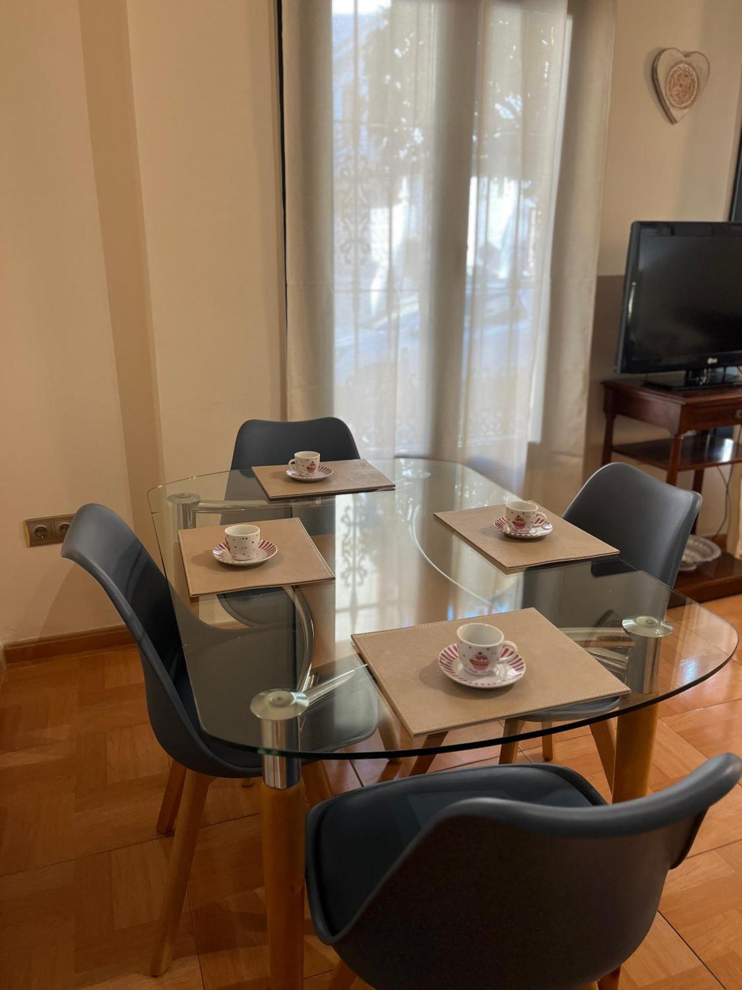 Piso Centro Huoneisto