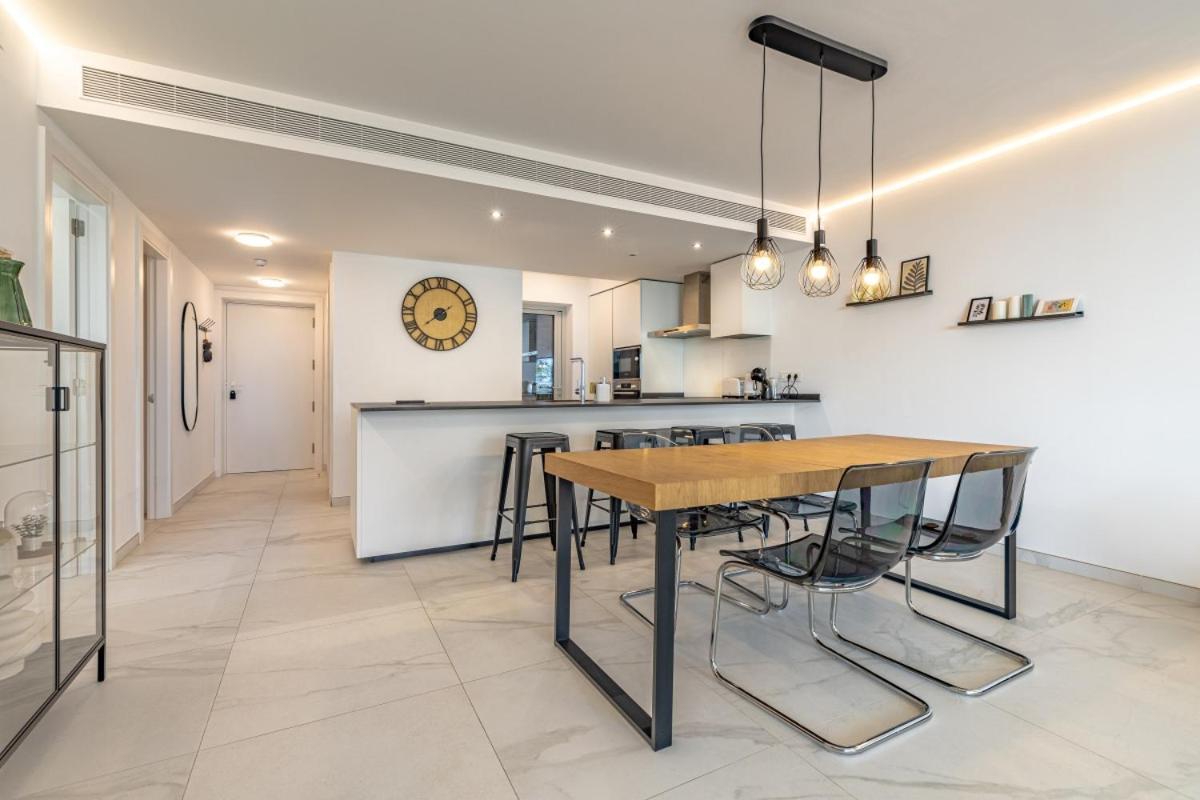 Appartement Seaview Splendor 2-br Luxury, Huge Terrace Fuengirola