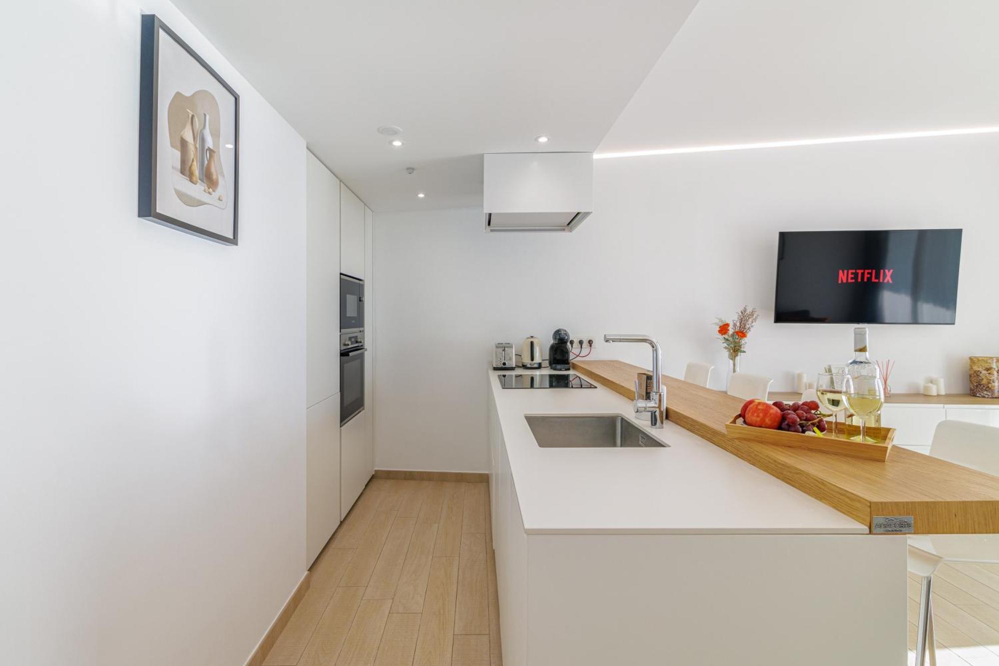 Stunning Seaview Terrace One-bedroom Apartment