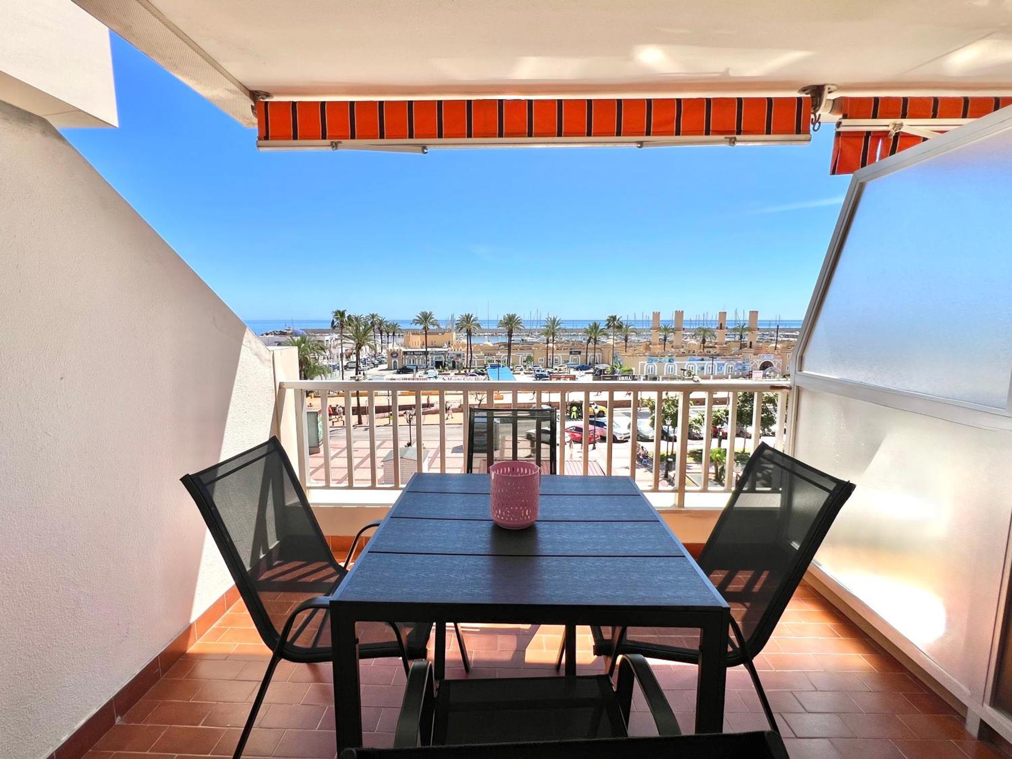 El Paraiso Beachfront Apartment