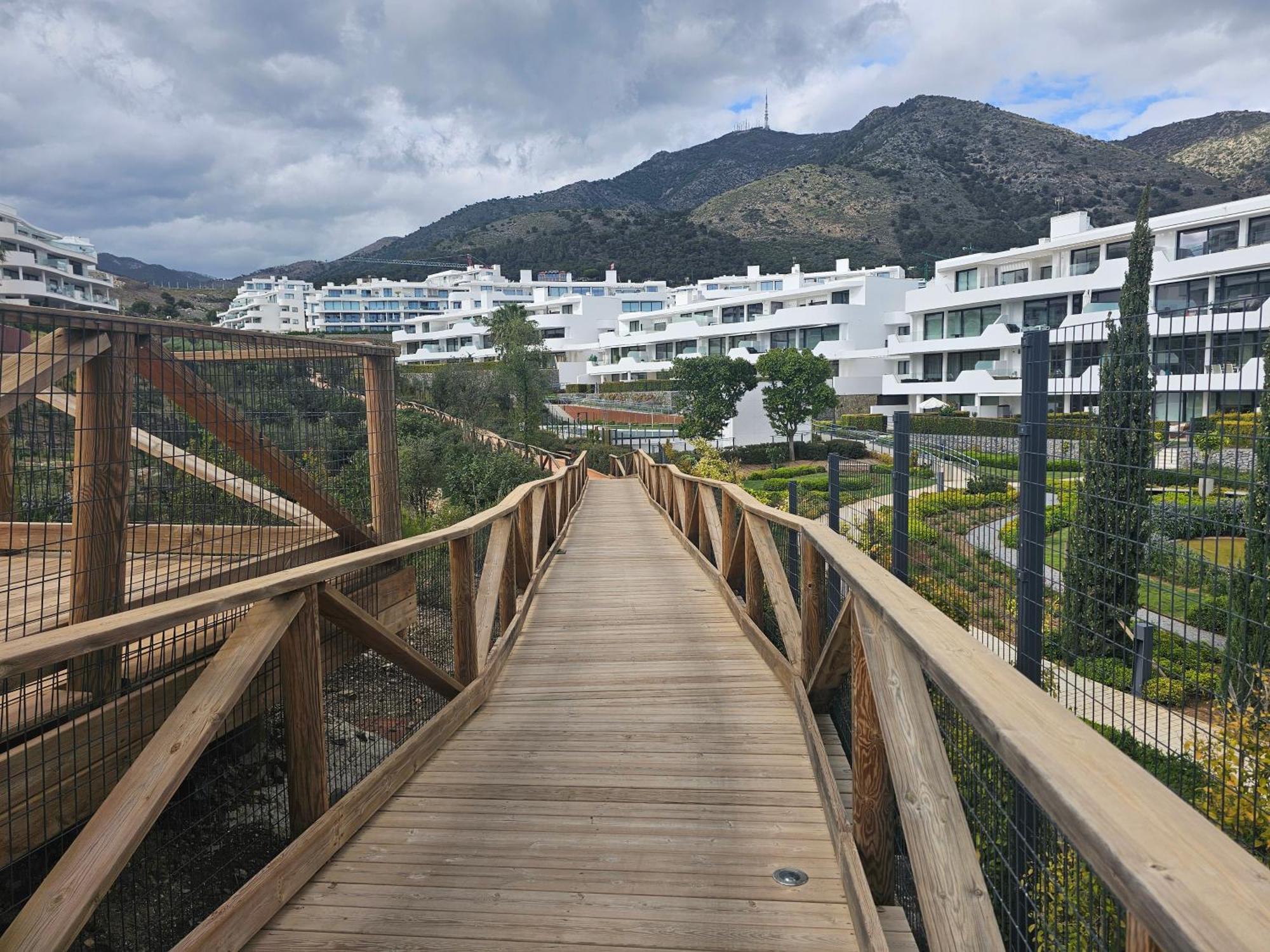Sea View Flat In Higueron West *