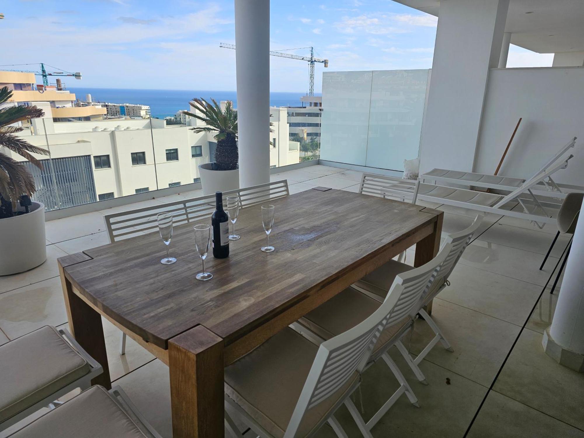 Apartment Sea View Flat In Higueron West