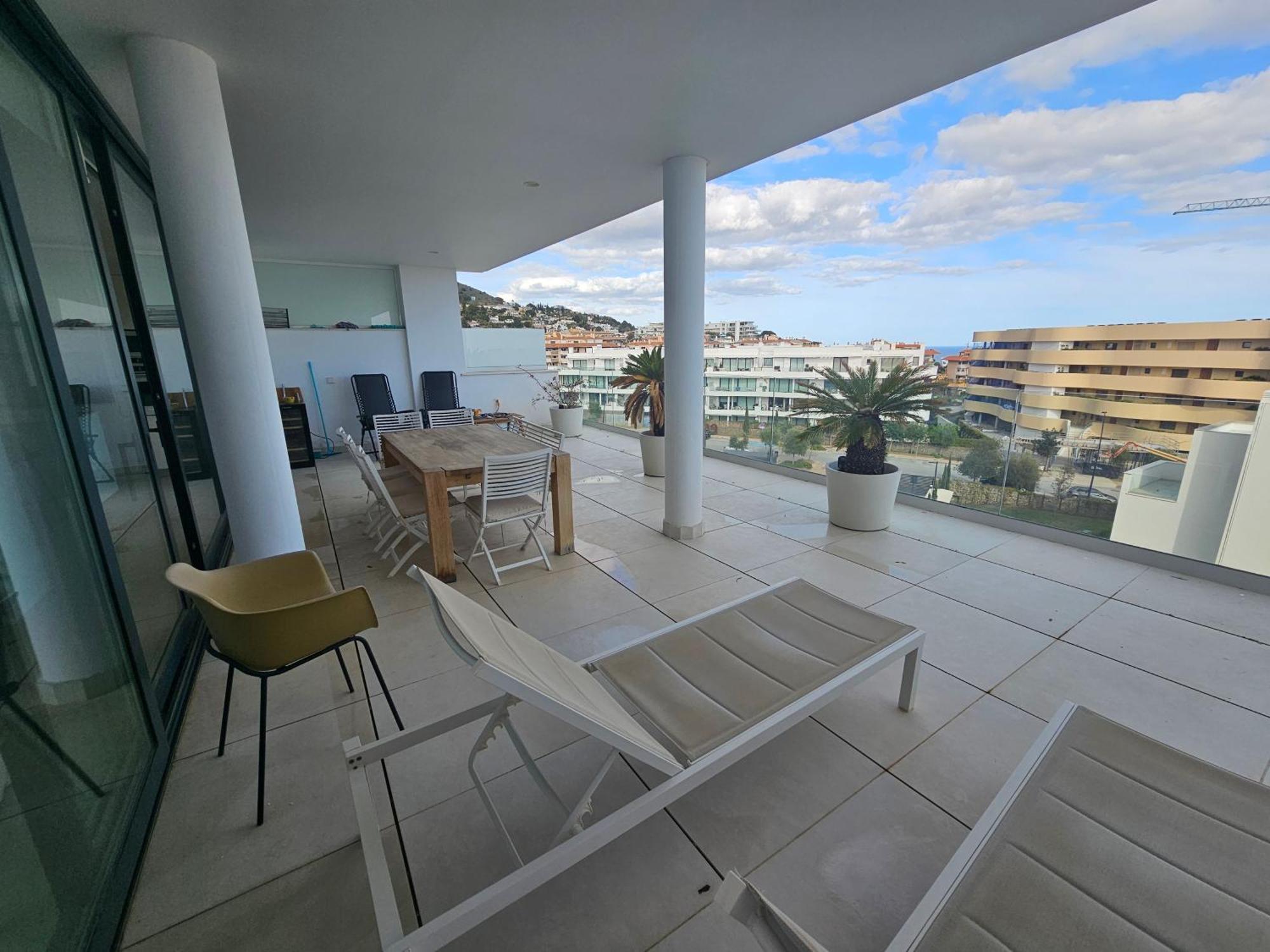 Sea View Flat In Higueron West Fuengirola
