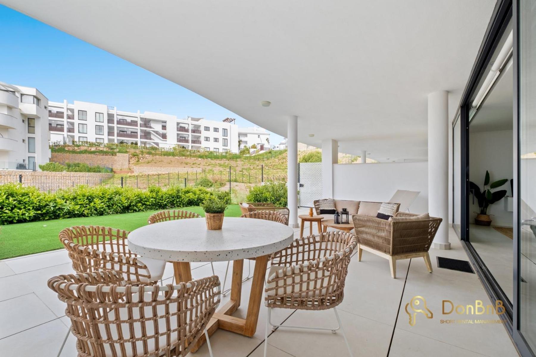 In Higueron West With Garden Apartment *