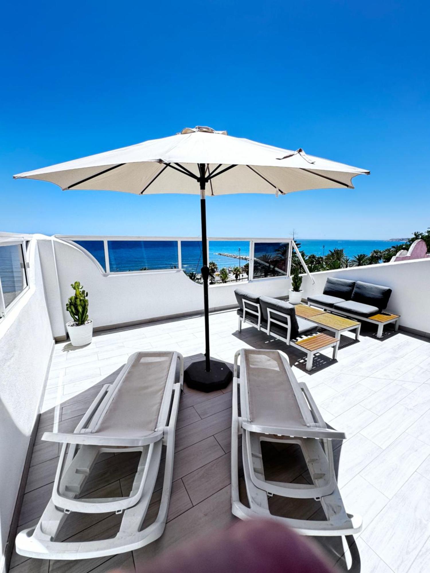 Beachfront Heaven - Carvajal * Fuengirola