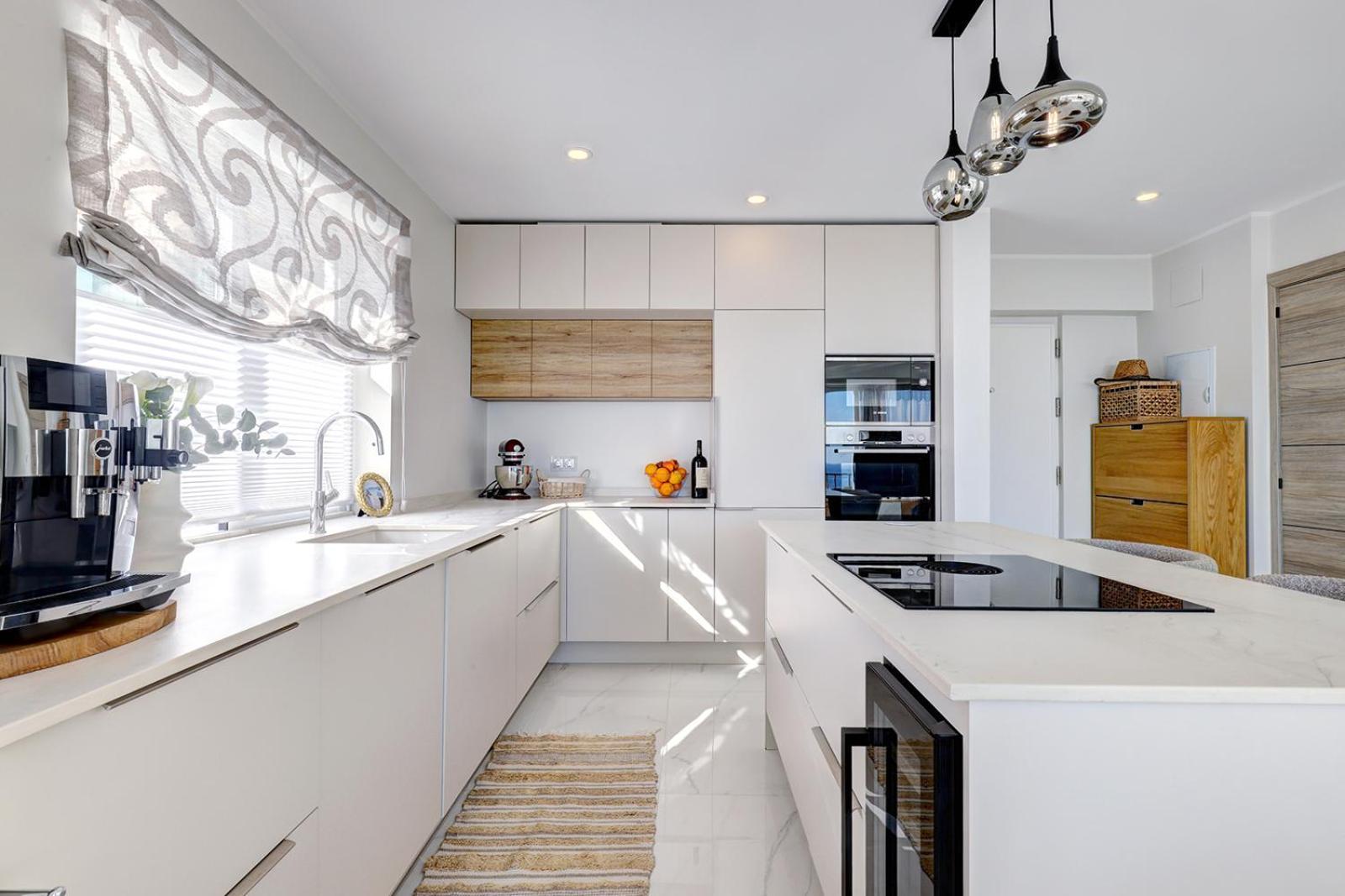 New Luxury Tuulia With Private Pool And Parking *