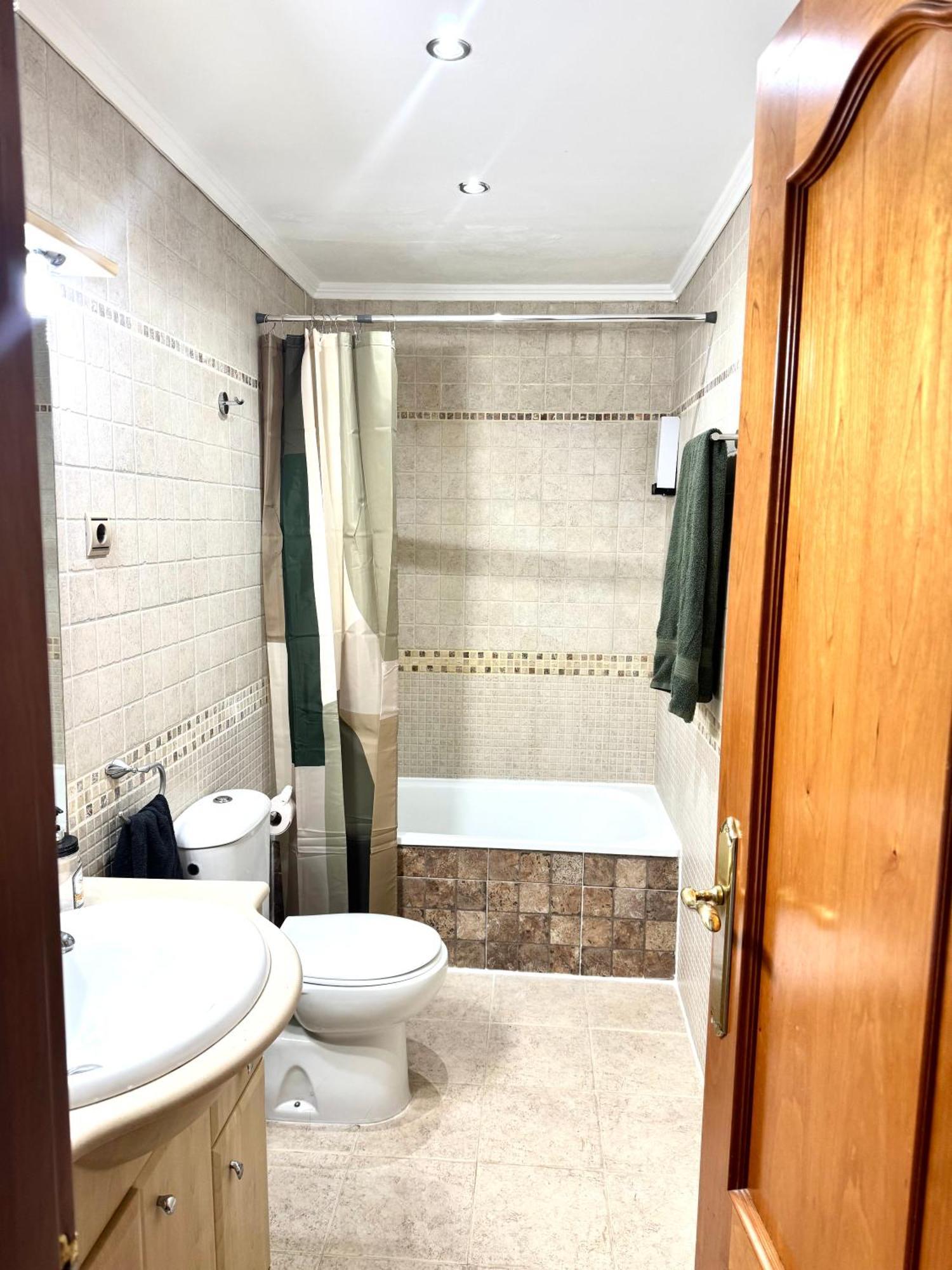 Cozy With Sea View & Pool Apartment Fuengirola