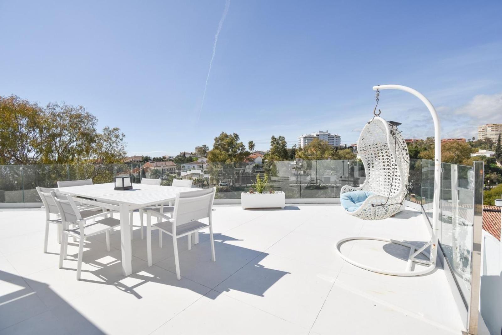 Villa Bali Malaga In Torreblanca Fuengirola