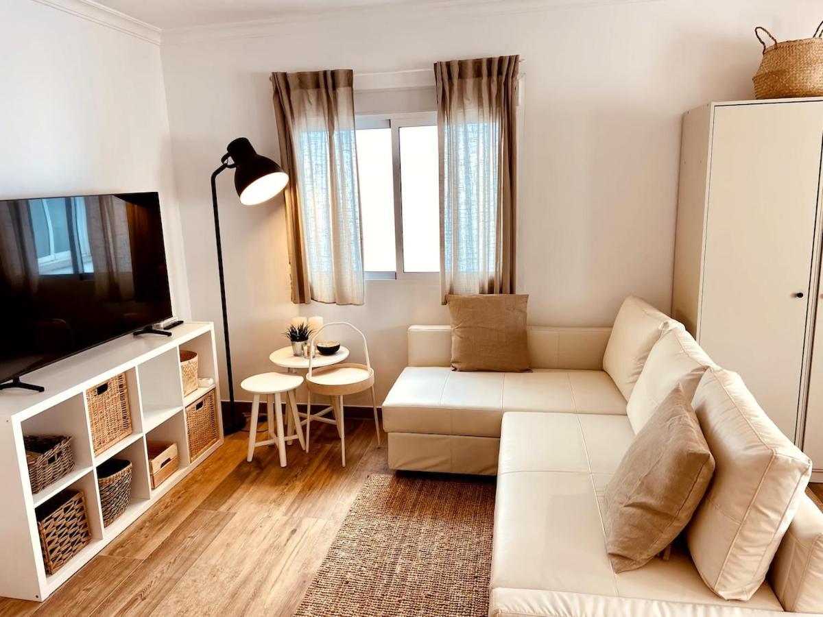 Superb Centre Town Apartment, 2 Bedrm, 2 Bathrm Apartamento