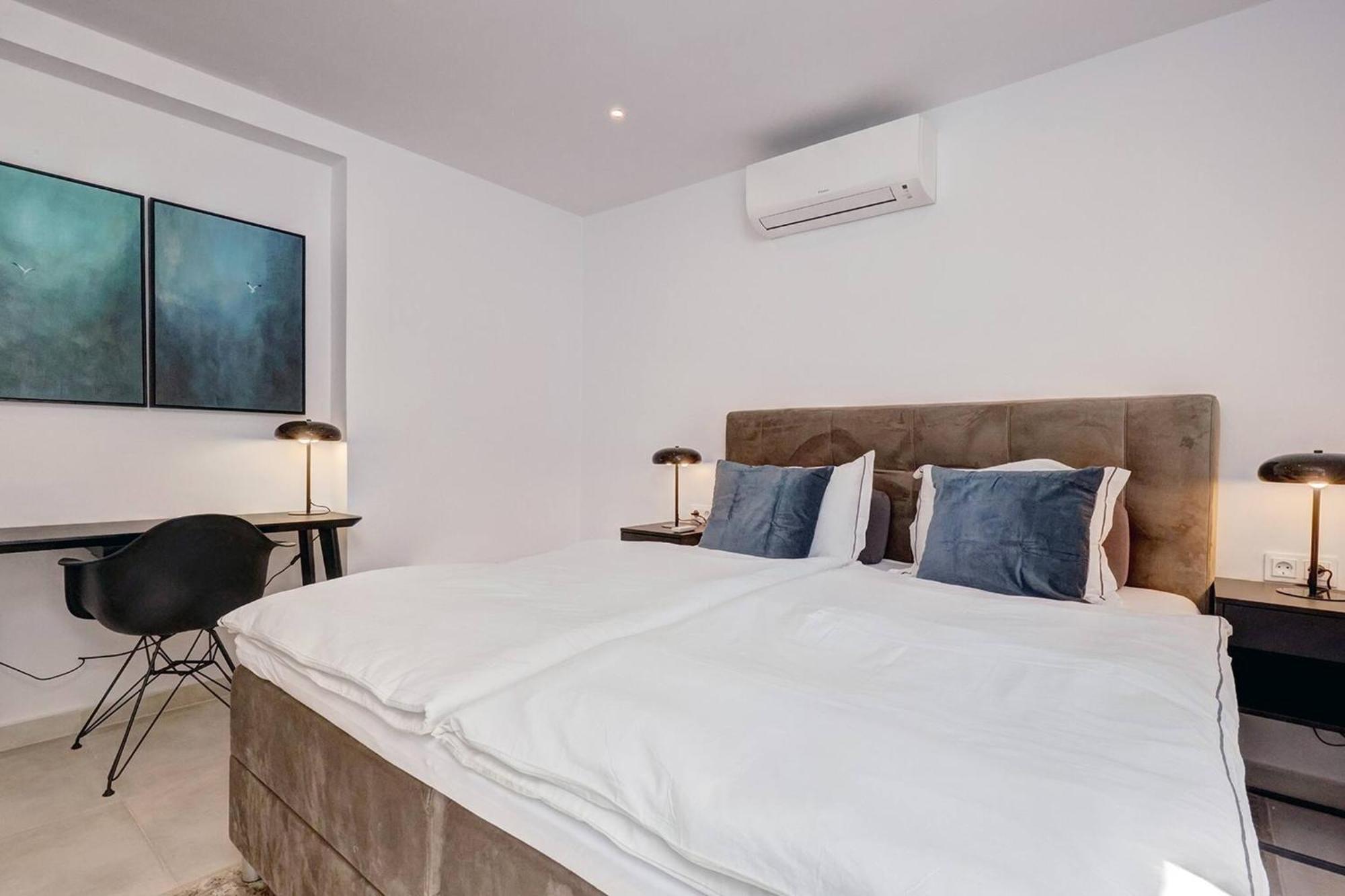 022 Stylish & Modern Apt, Near Apartment Fuengirola