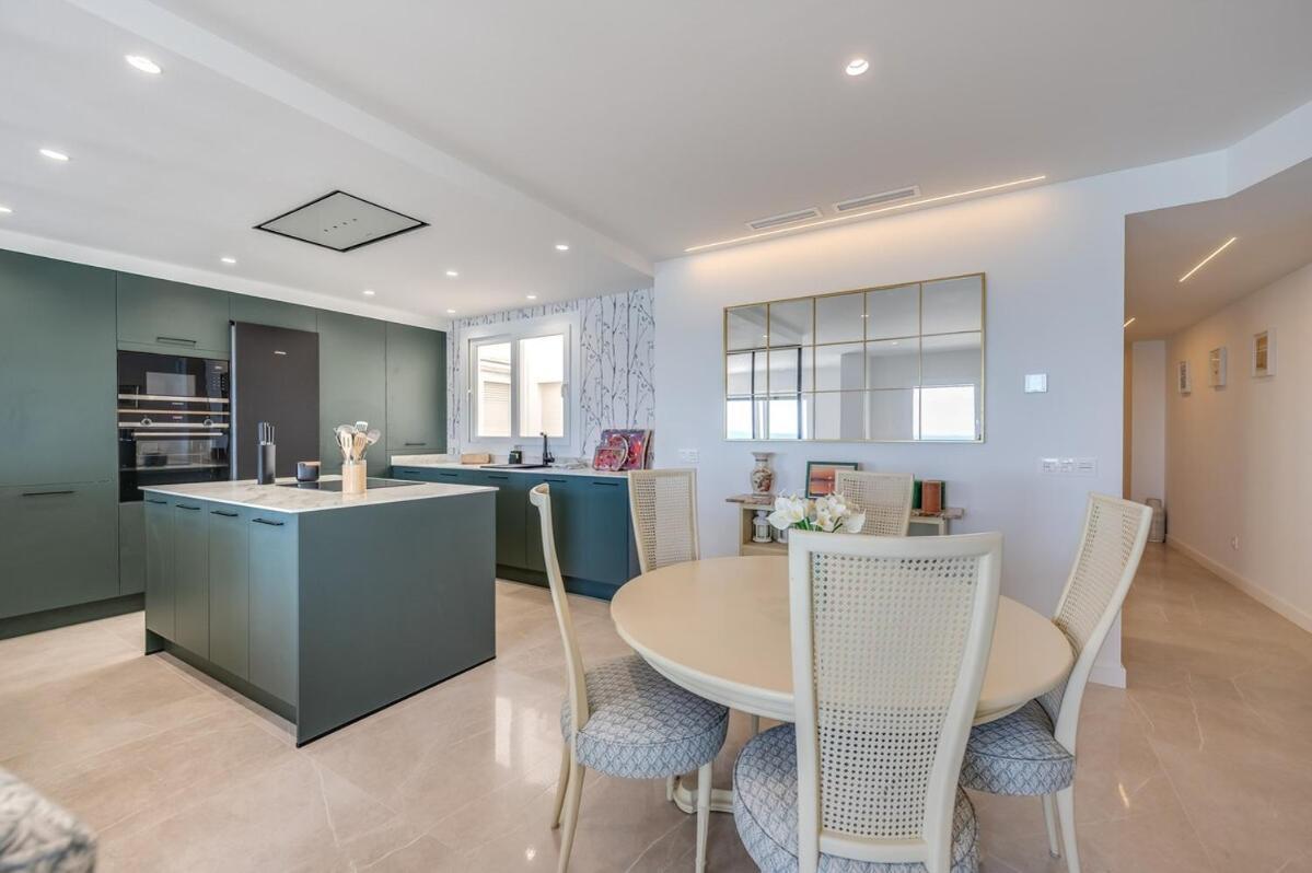 Appartement Lxr Niza 3hab Frente Al Mar