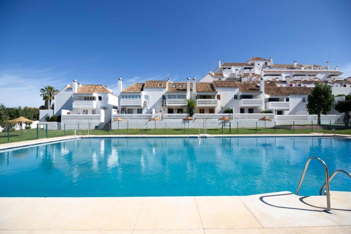 Apartamento 132 - Charming With Sea Views, Fuengirola! *