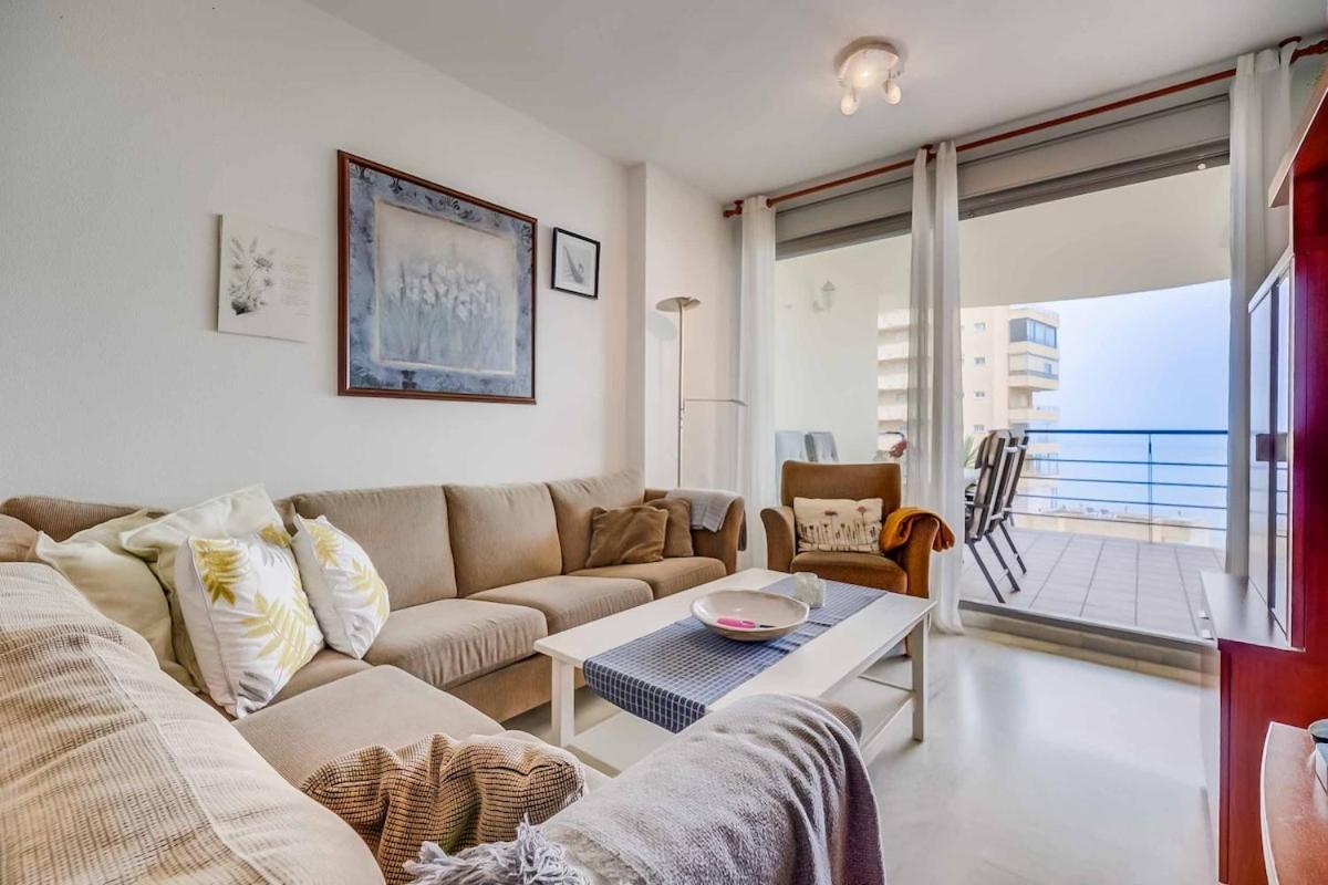 Apartamento 132 - Charming With Sea Views, Fuengirola! Fuengirola