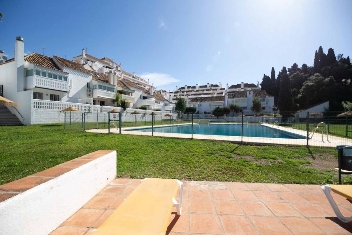 132 - Charming With Sea Views, Fuengirola! Apartamento *