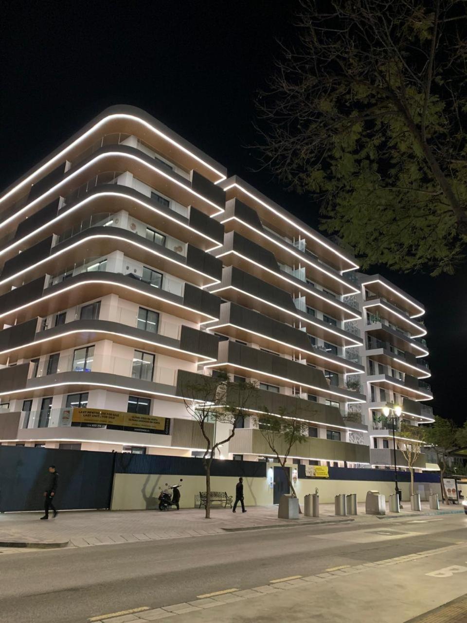 Happy Travel Jade Tower Apartment Fuengirola