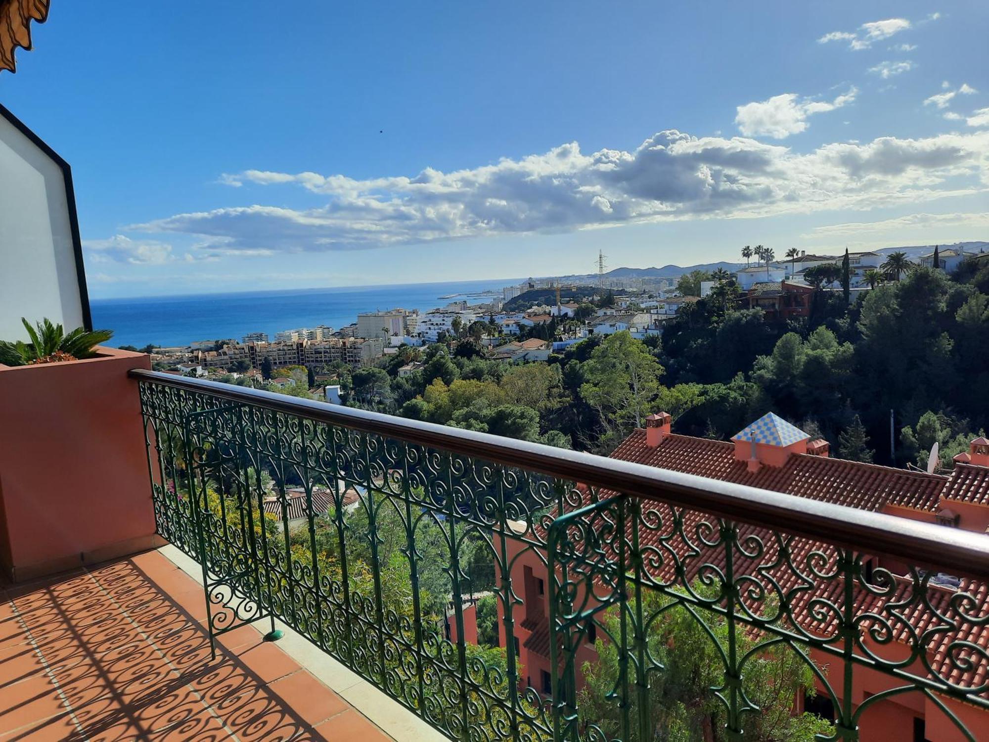 Apartment Costa Del Sol Familyholiday, Seaview, 2 Bedroom, Pool