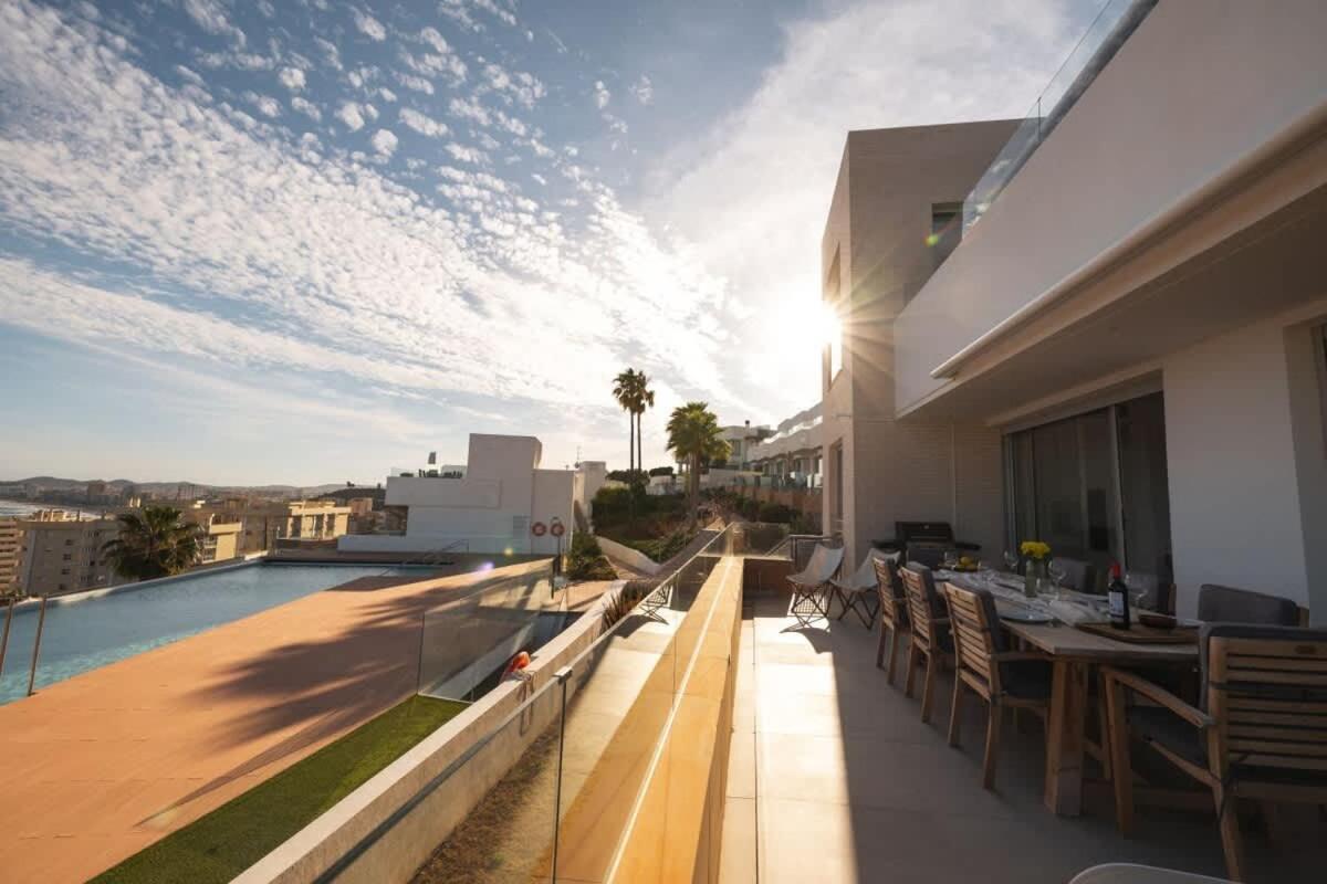 Lovely With Uninterrupted Sea View Villa Fuengirola