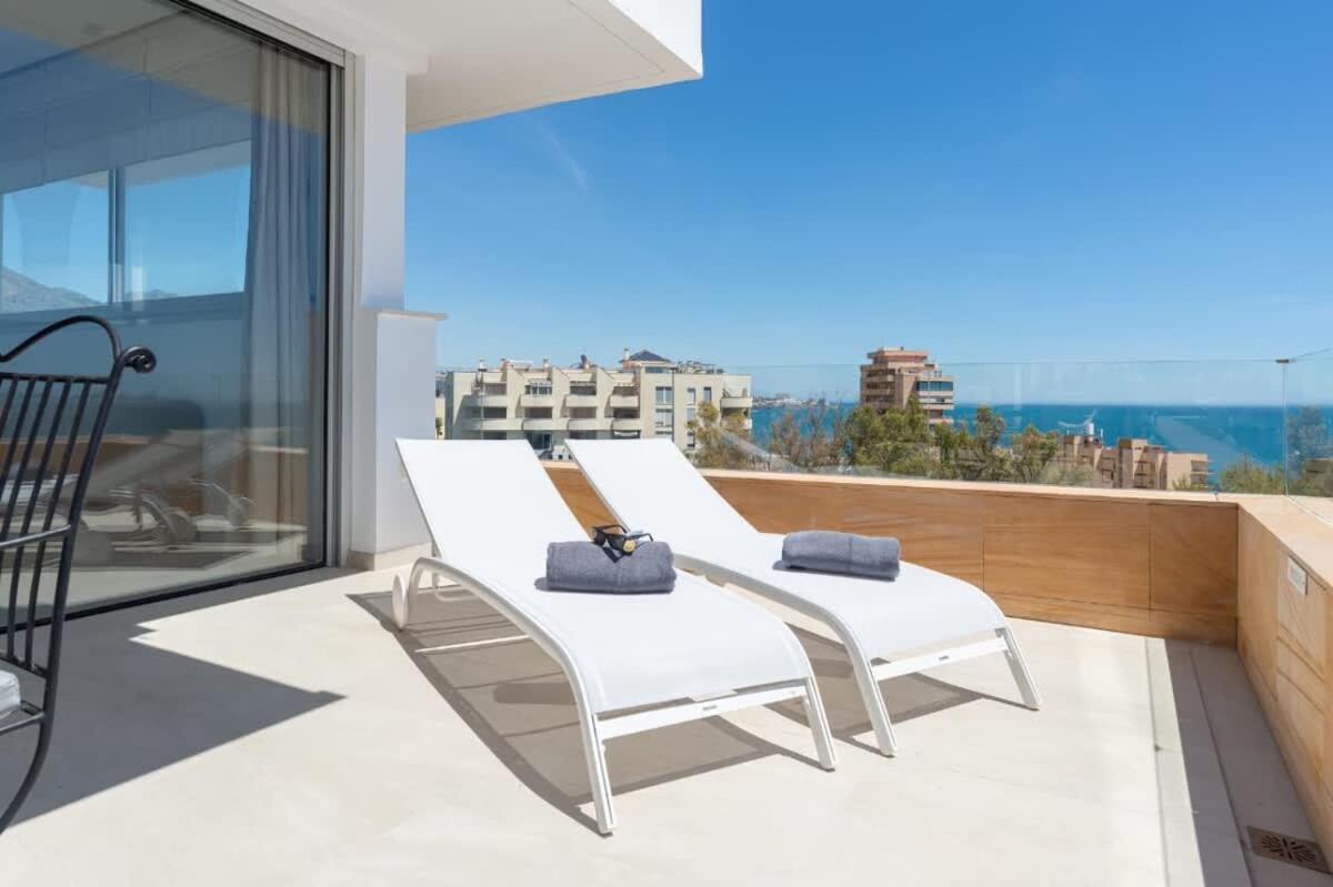 Villa Lovely With Uninterrupted Sea View Fuengirola