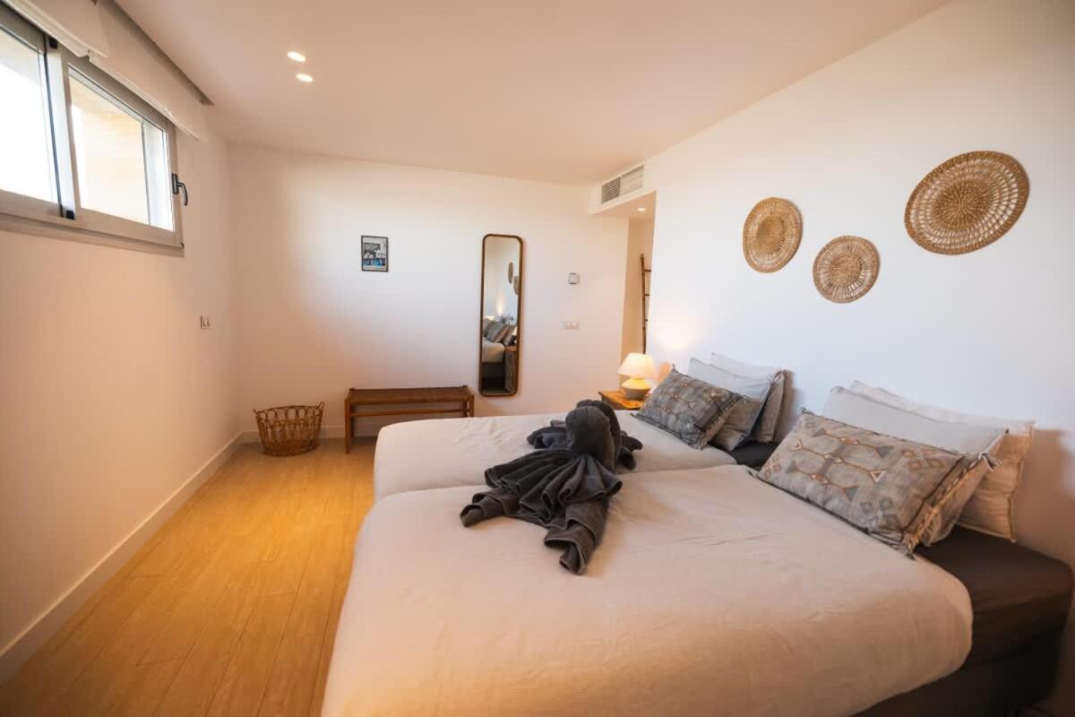 Lovely With Uninterrupted Sea View Fuengirola