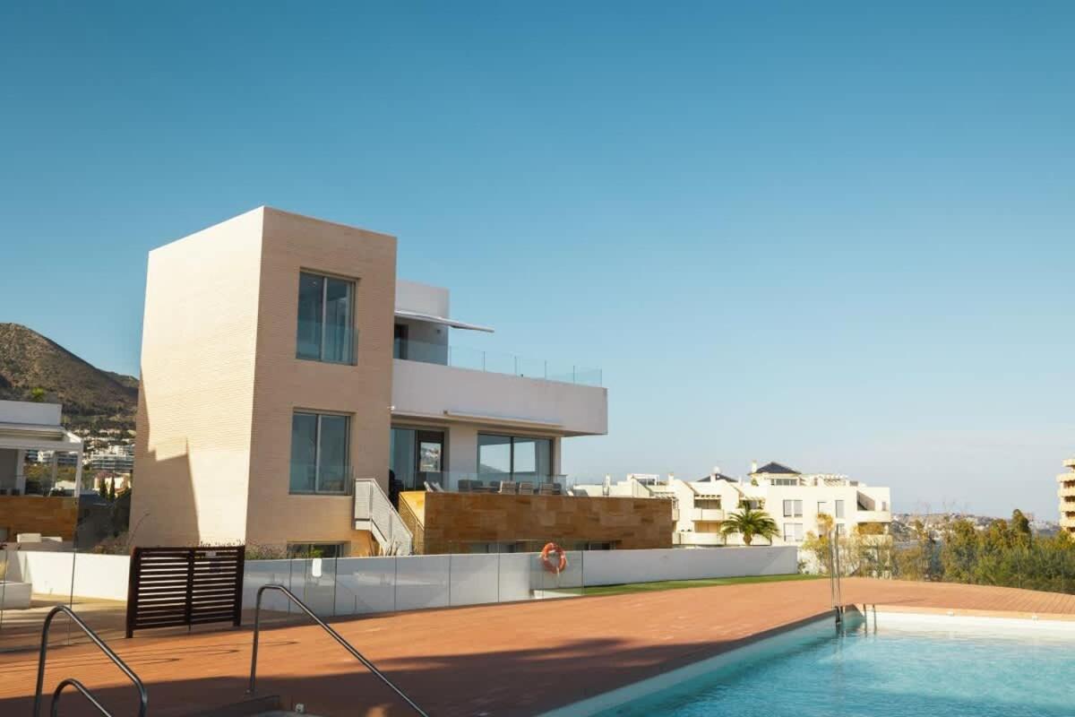 Villa Lovely With Uninterrupted Sea View