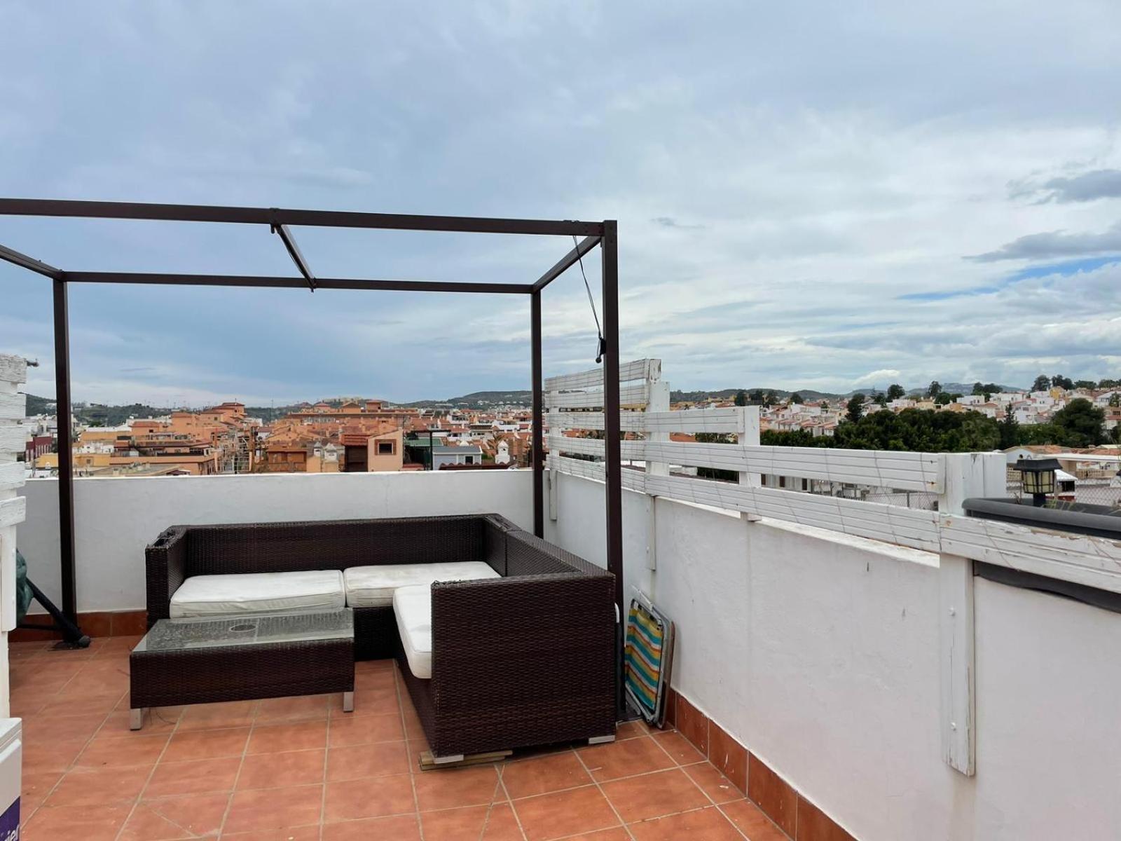 Lets In The Sun - Clavel * Fuengirola