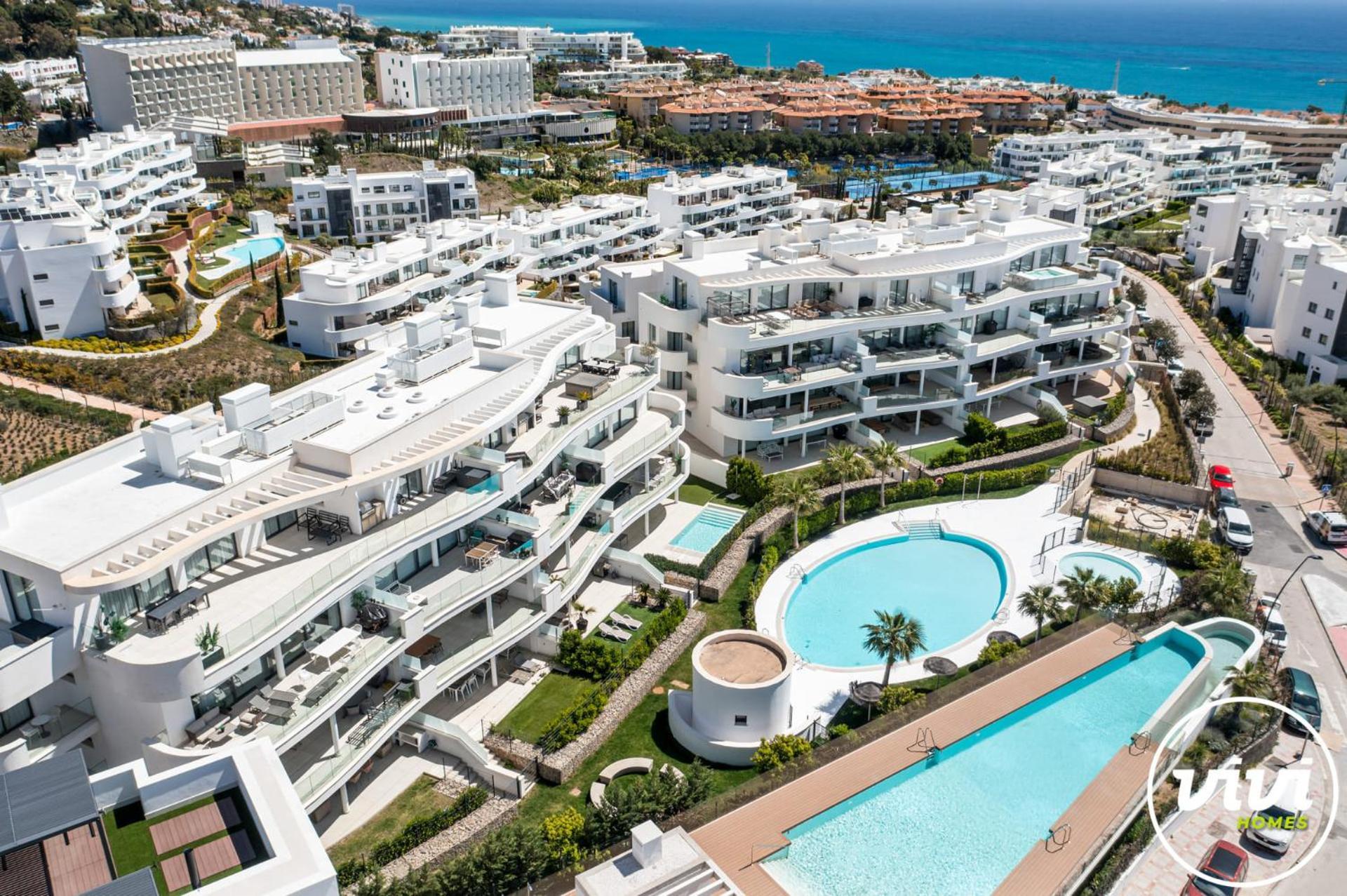 Vivi Homes - Casa Espanola