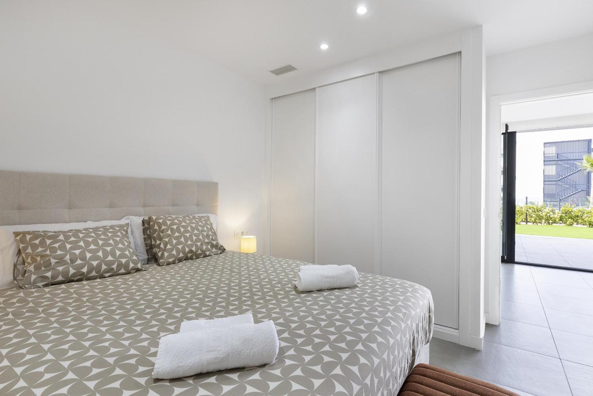 Premium Garden With Jacuzzi In Higueron Apartment Fuengirola