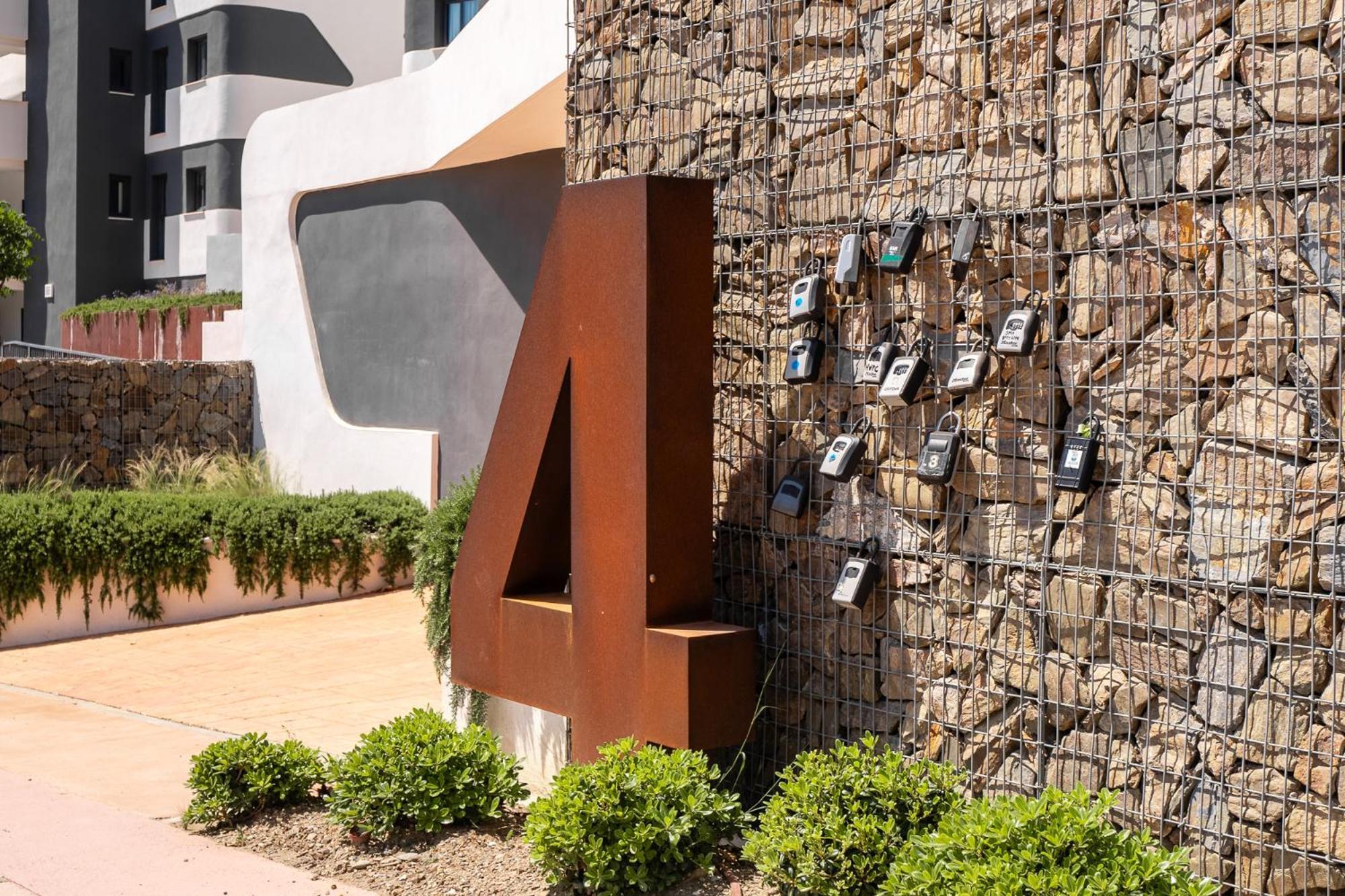 Stylish 2br Pool & Balcony Appartement Fuengirola