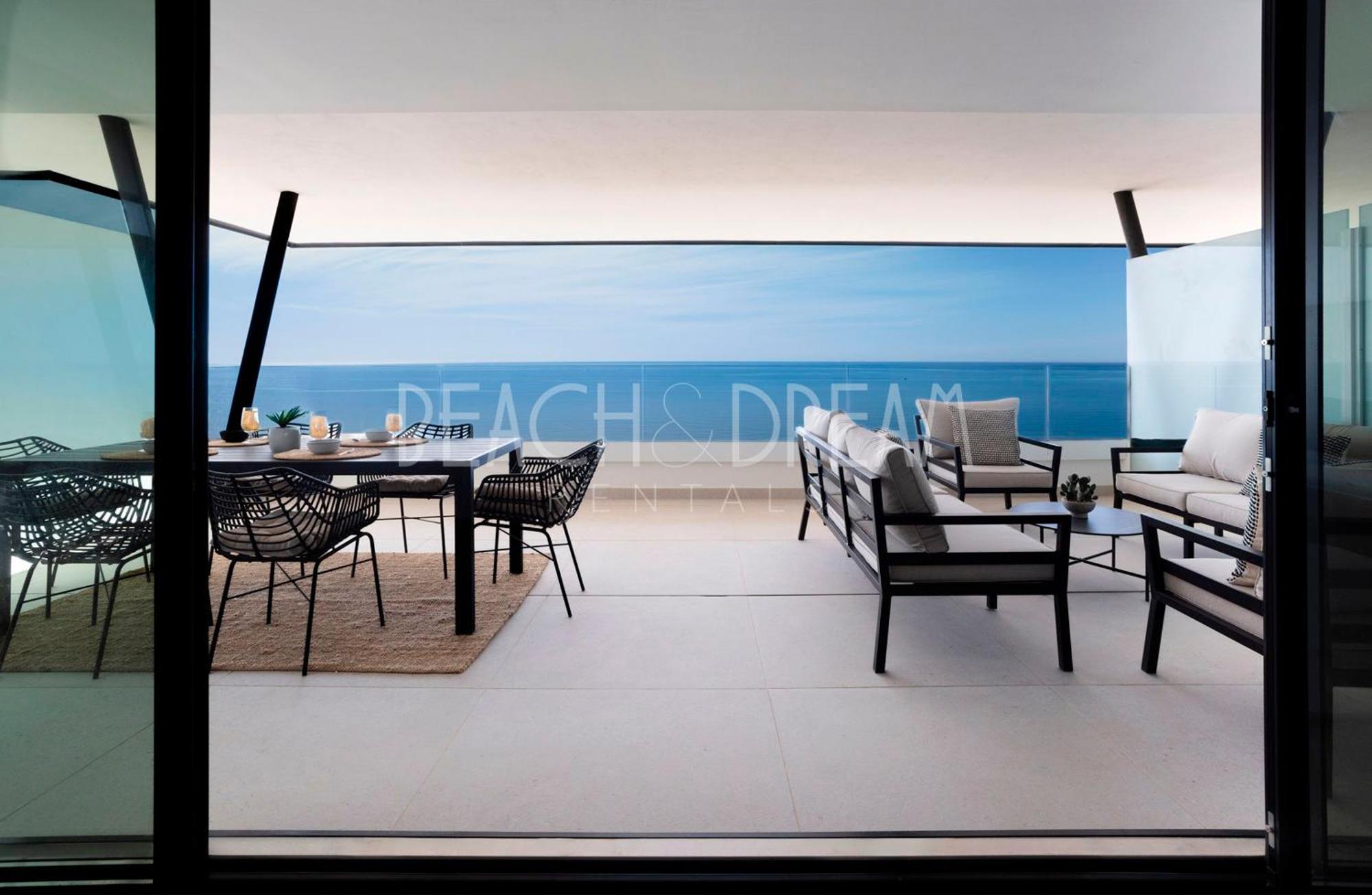 Panoramic Views, Pool And - Horizon Apartment *