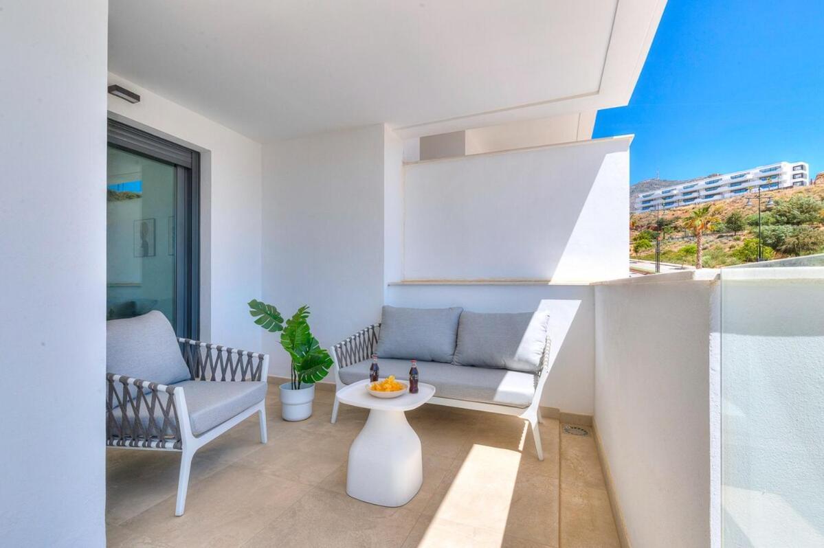 Beautiful New 2bdr Appartement *