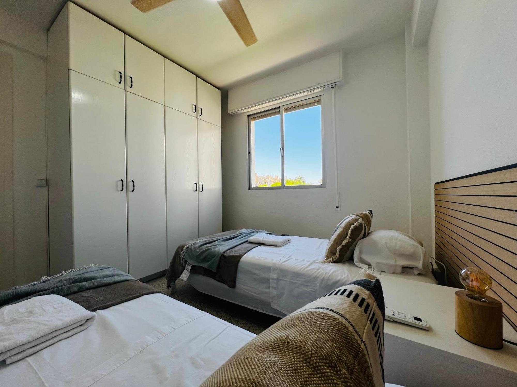 Apartment Boliches, Pax6, Wifi And Pool