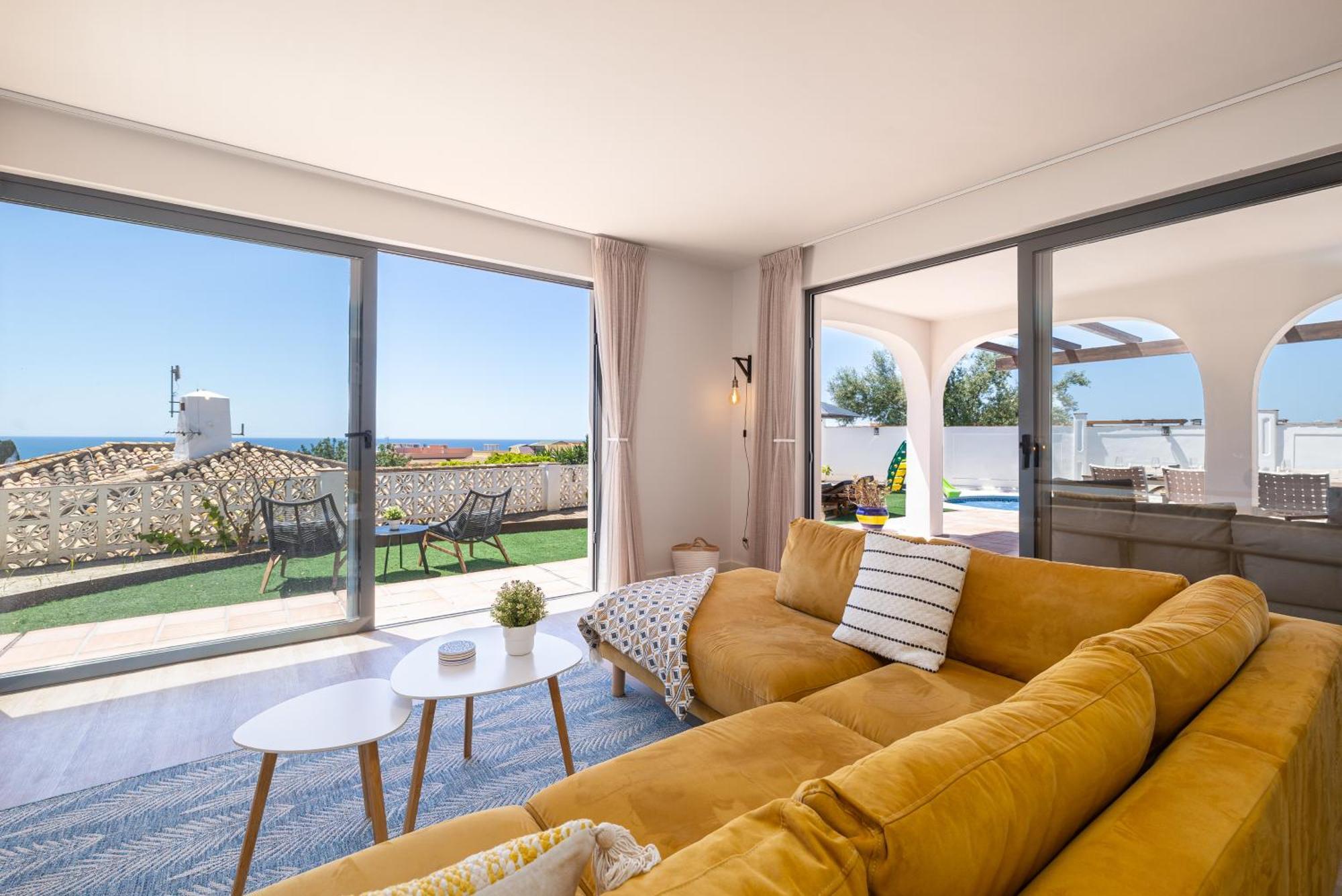 - Mediterranean With Private Pool - Villa Fuengirola