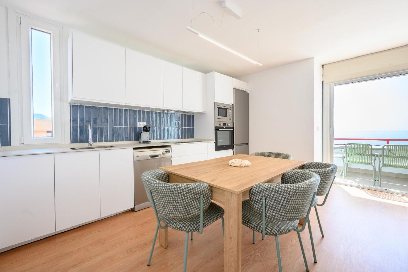 Skymar Palmeras 2 Bedrooms & Pool By 10tosea Appartement