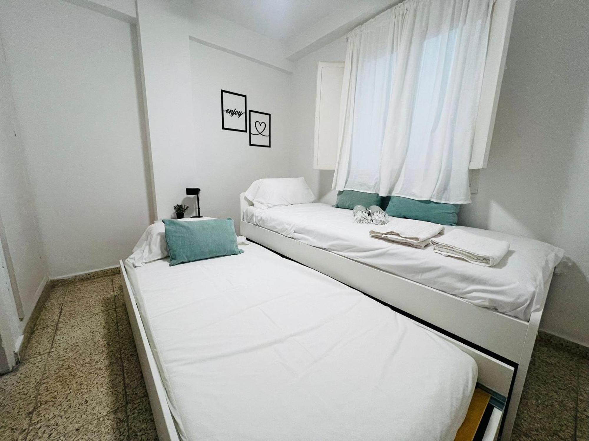 Apartment Boliches, Pax6, Wifi And Pool *