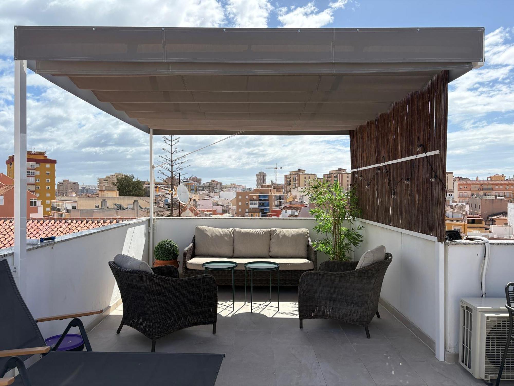 Sunny Penthouse In By Costarentals - Ref 212 Apartment *
