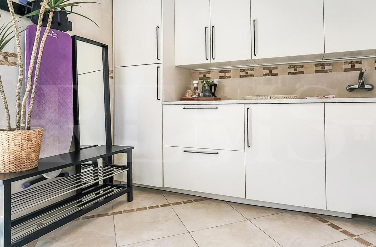 Chic With Pool, Garden And Parking Rems Fuengirola