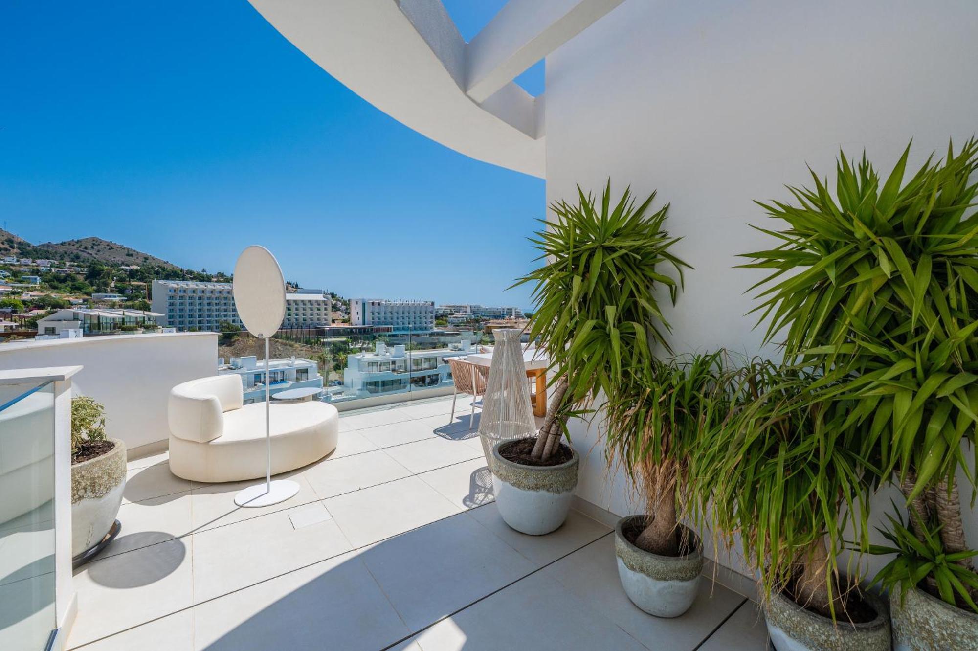 Luxury Atico Higueron West 4431 Apartment