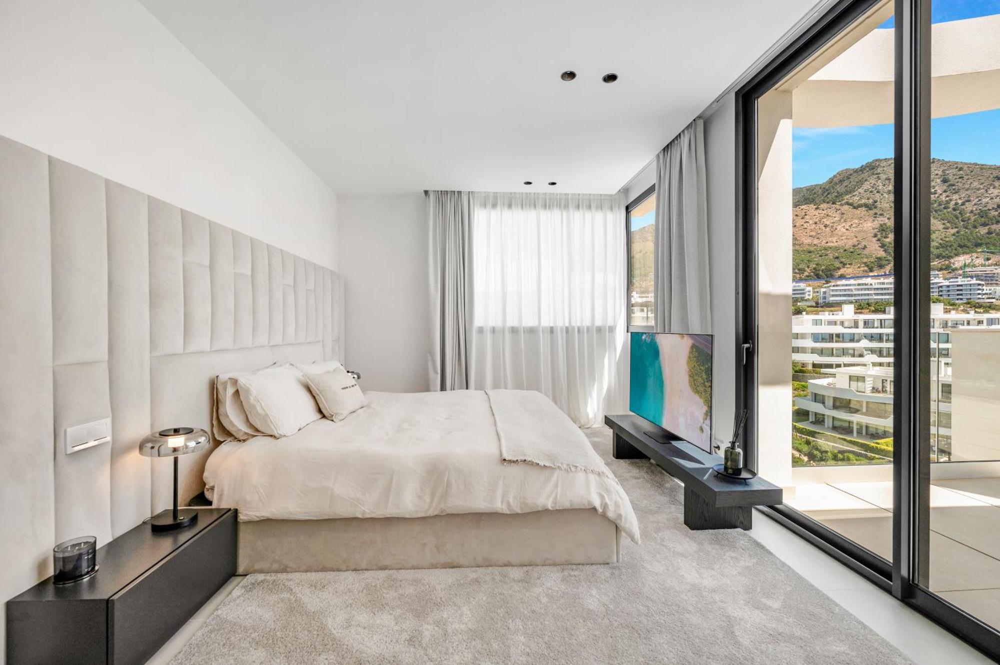 Apartment Luxury Atico Higueron West 4431