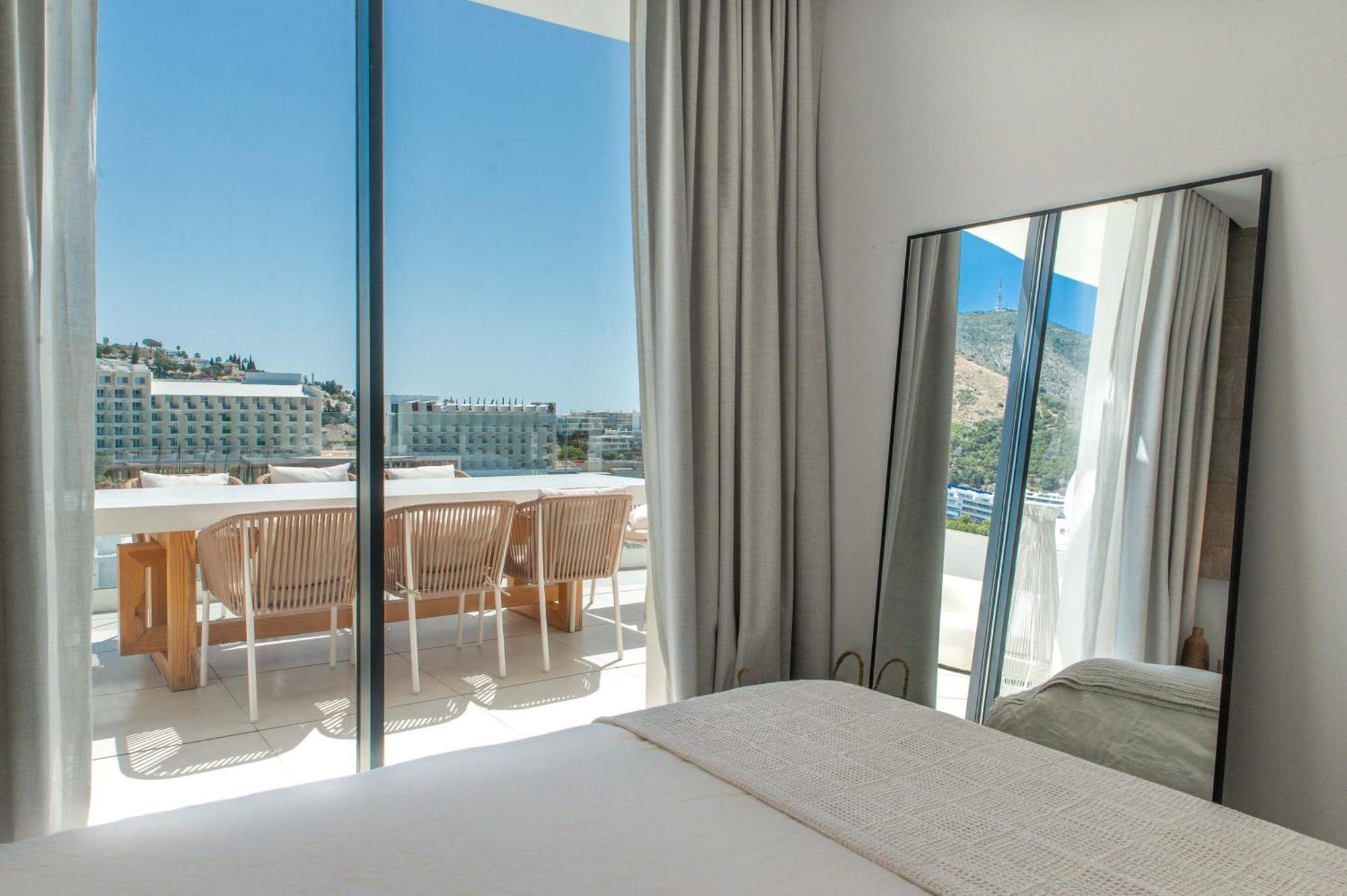 Apartment Luxury Atico Higueron West 4431