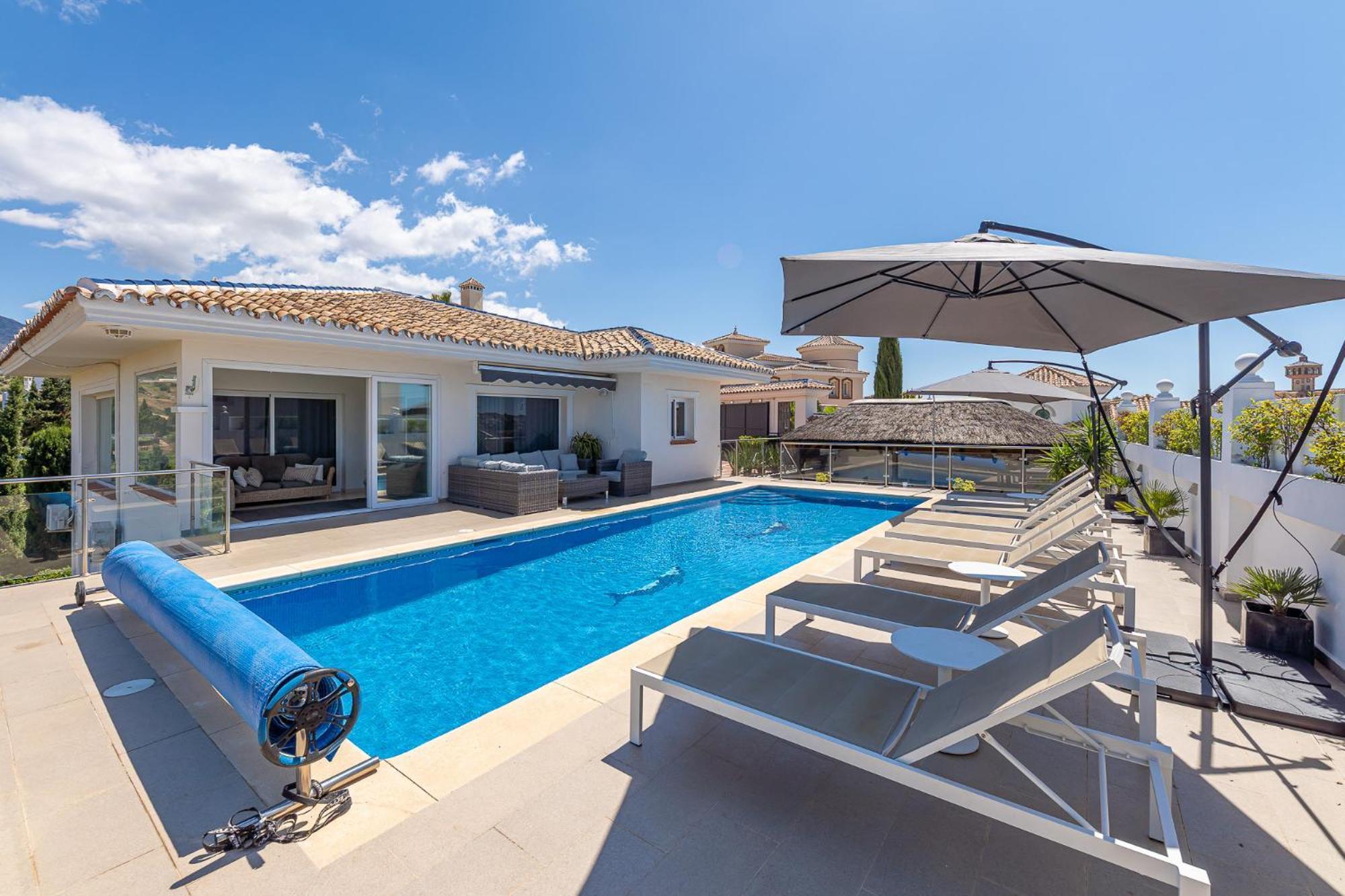 Stunning 6 Bed Private Pool Mijas Gol